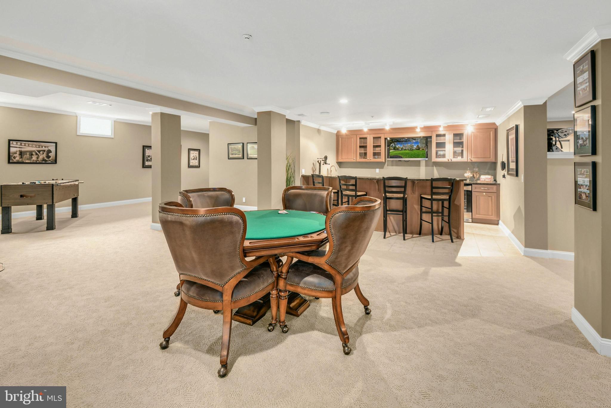 WESTBURY PARK - Residential