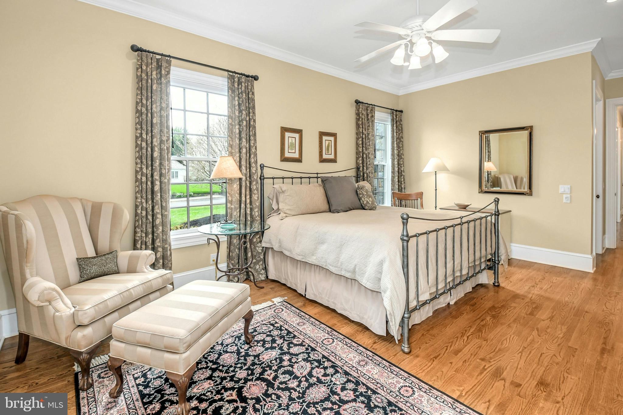 WESTBURY PARK - Residential