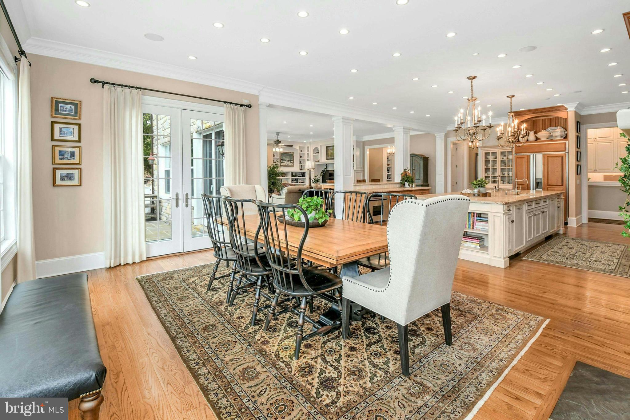 WESTBURY PARK - Residential