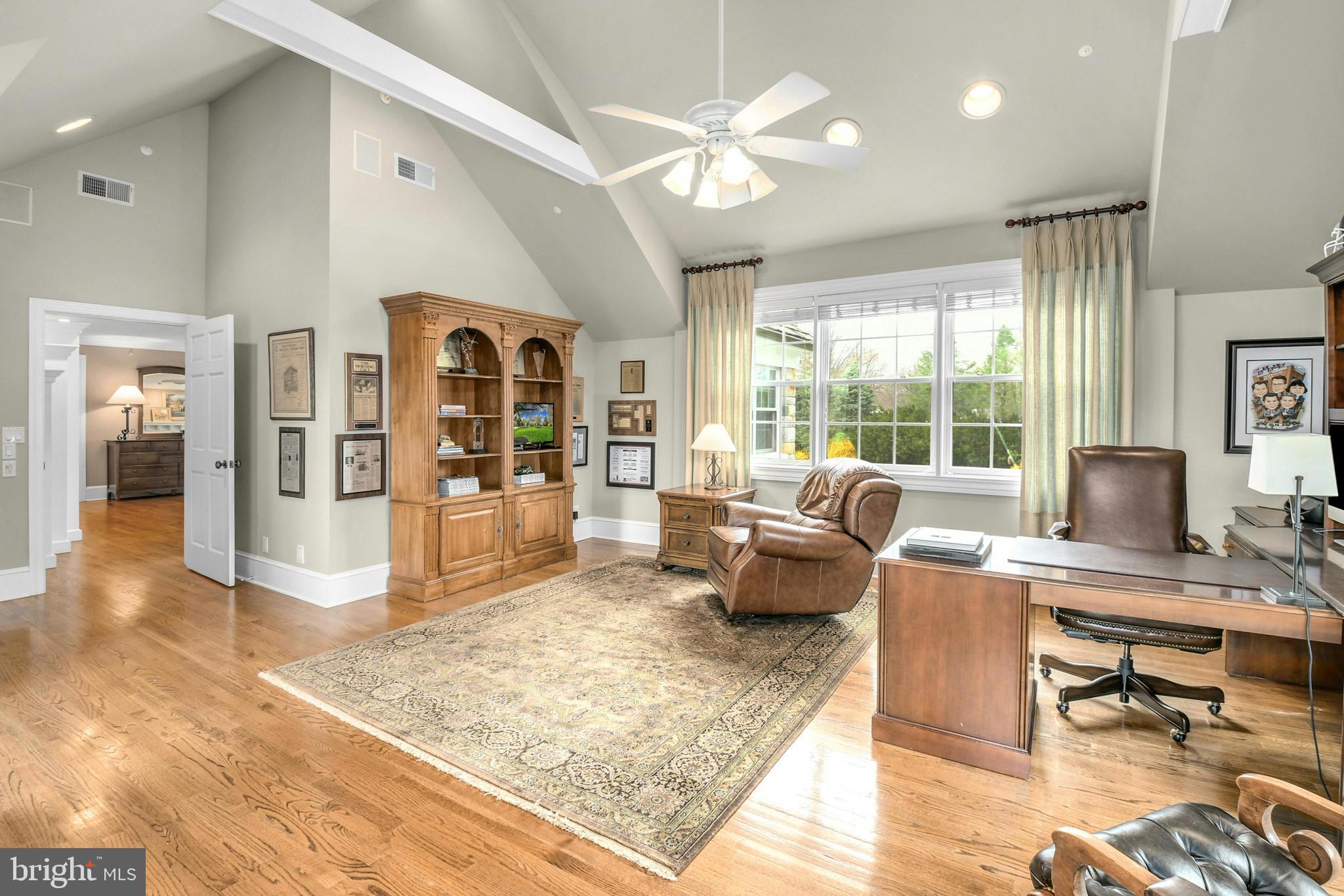 WESTBURY PARK - Residential