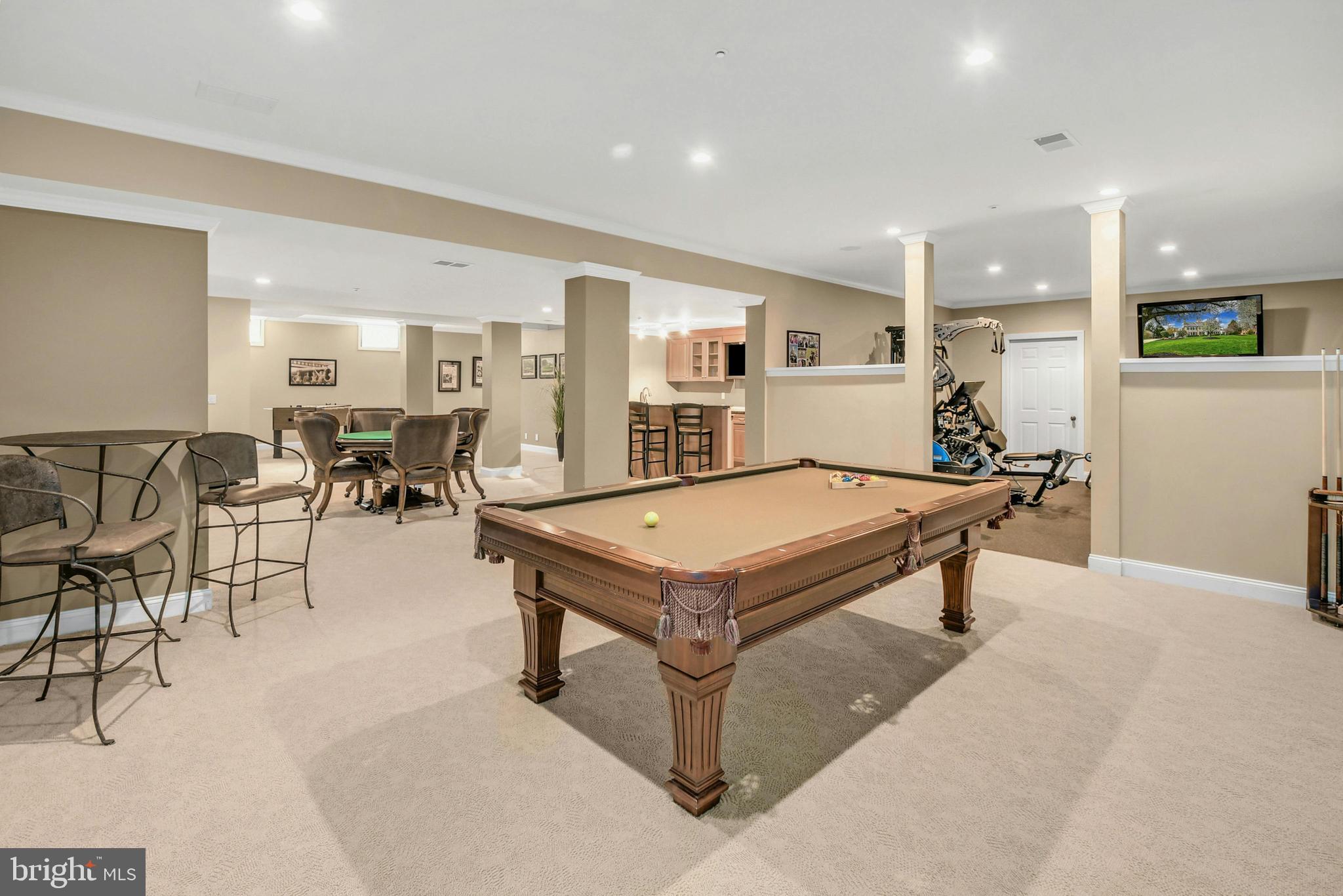 WESTBURY PARK - Residential