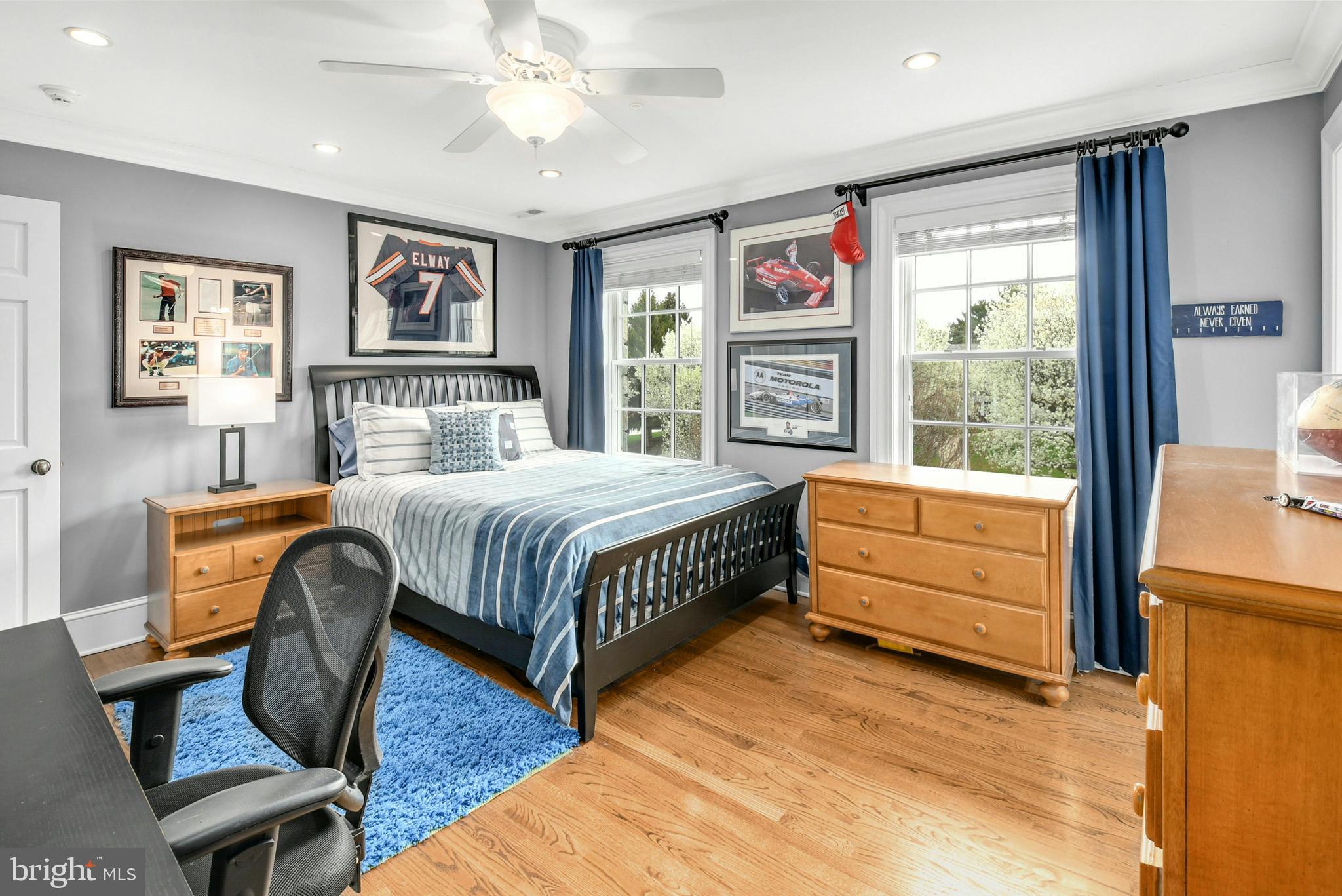 WESTBURY PARK - Residential