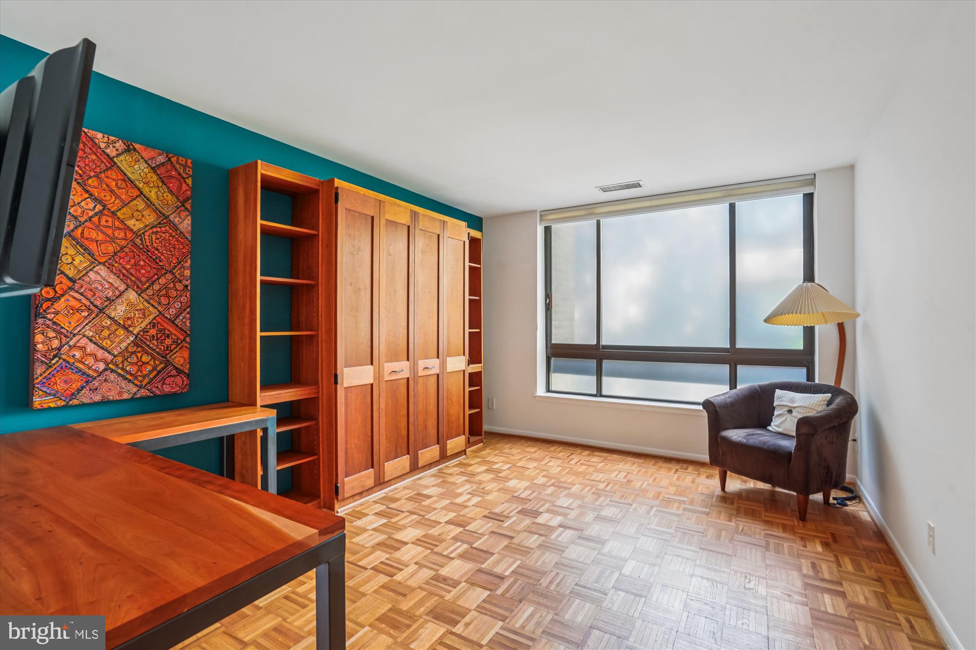 SUMNER VILLAGE - Residential