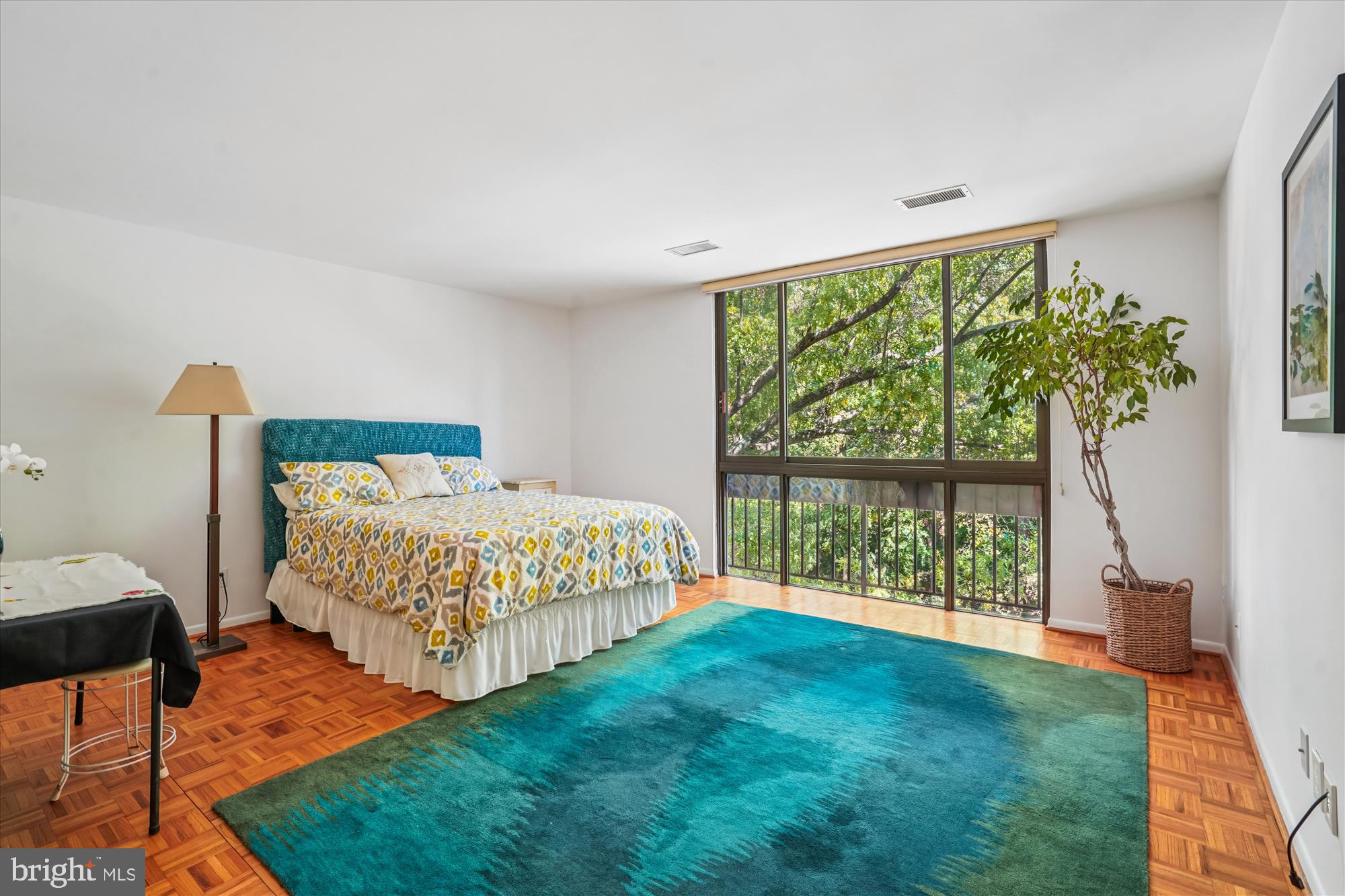 SUMNER VILLAGE - Residential