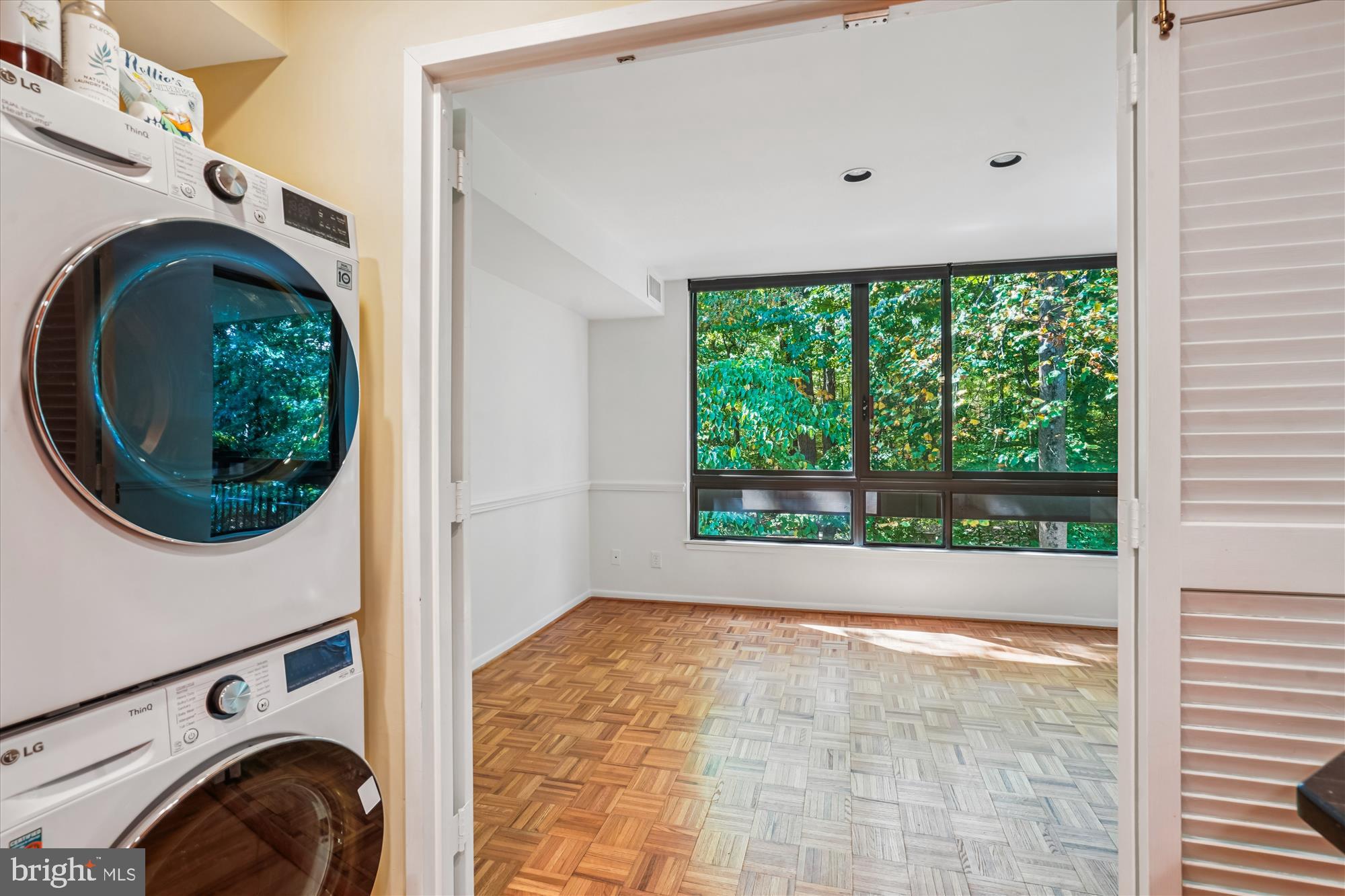 SUMNER VILLAGE - Residential