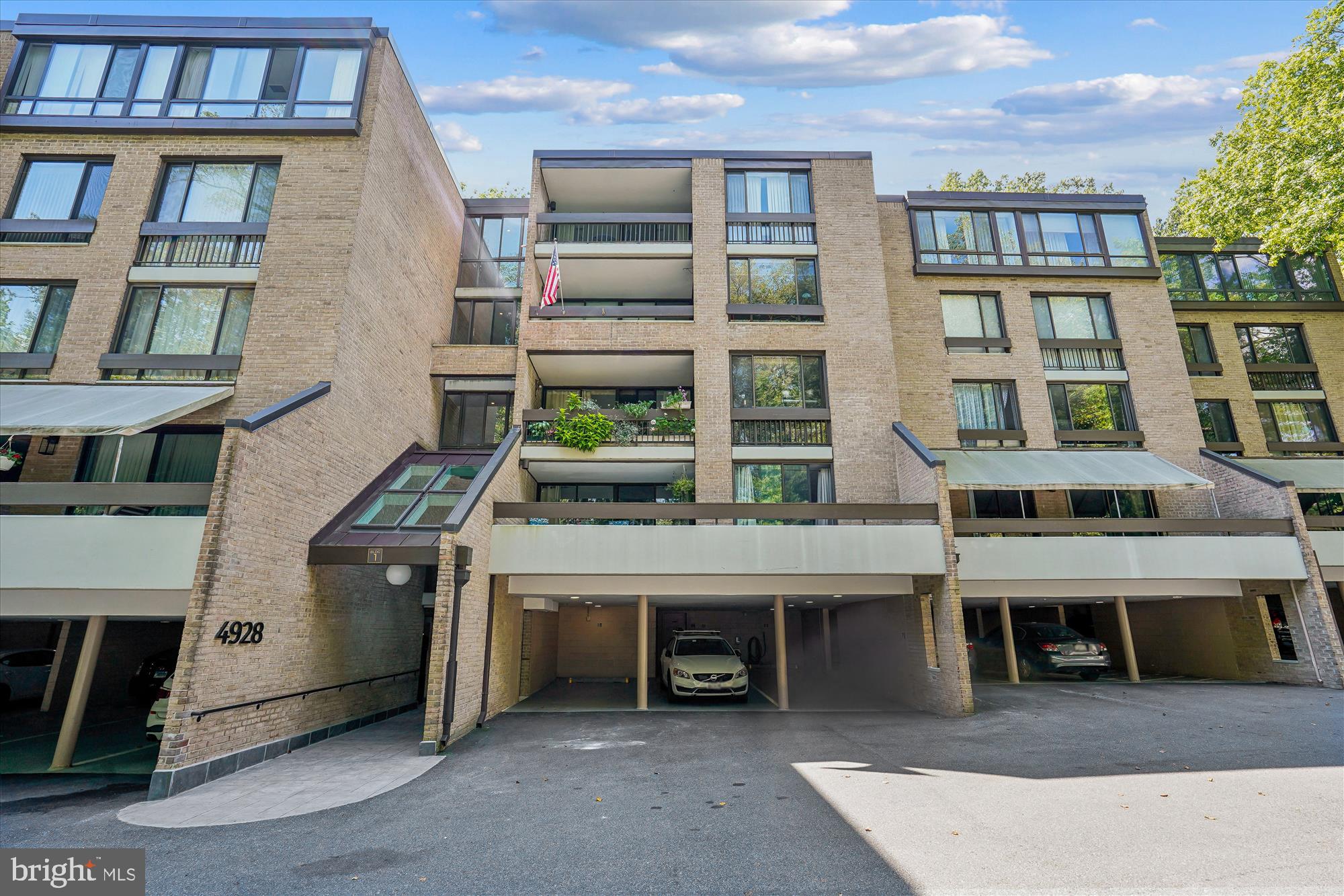 4928 SENTINEL DRIVE 1-303
