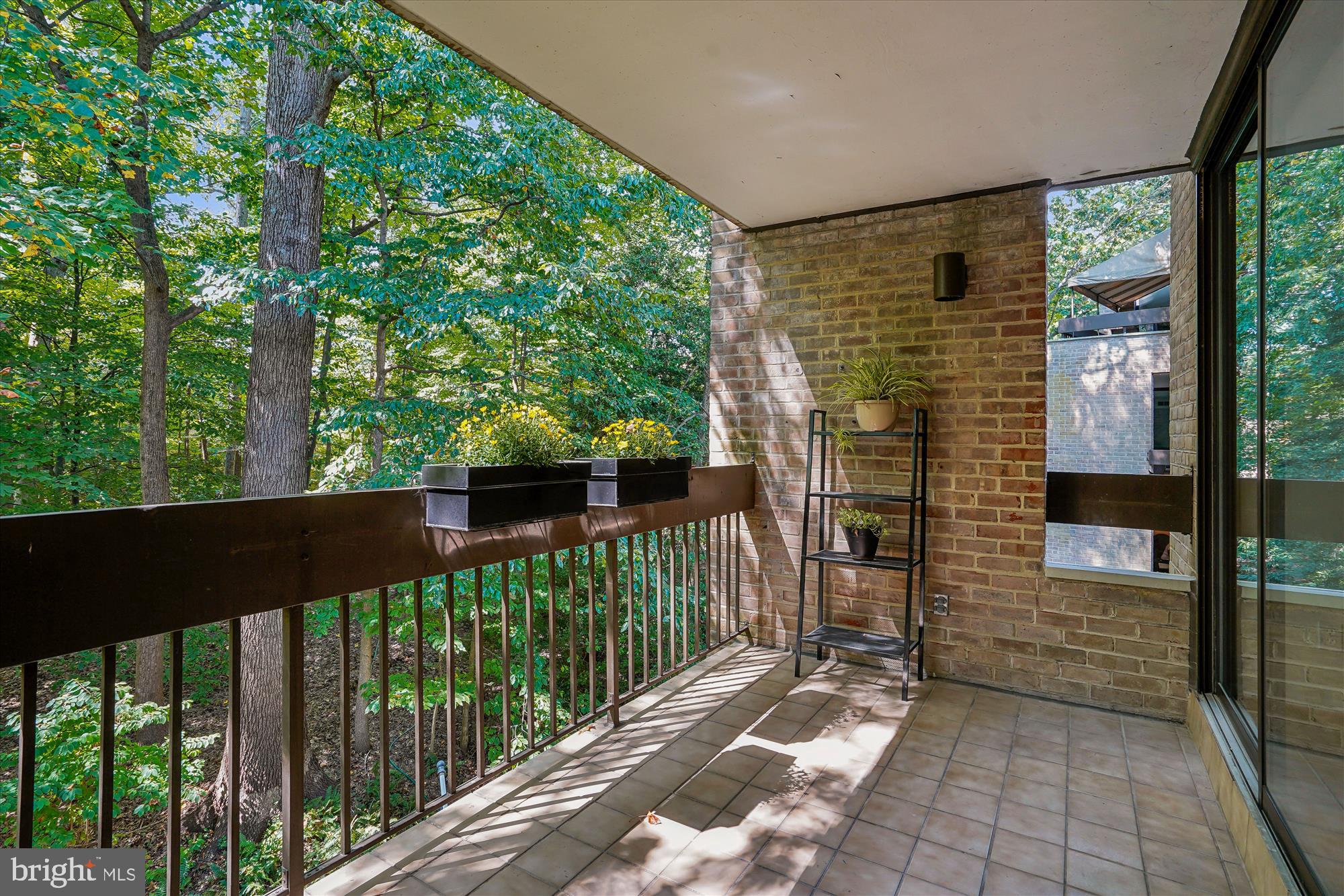 SUMNER VILLAGE - Residential