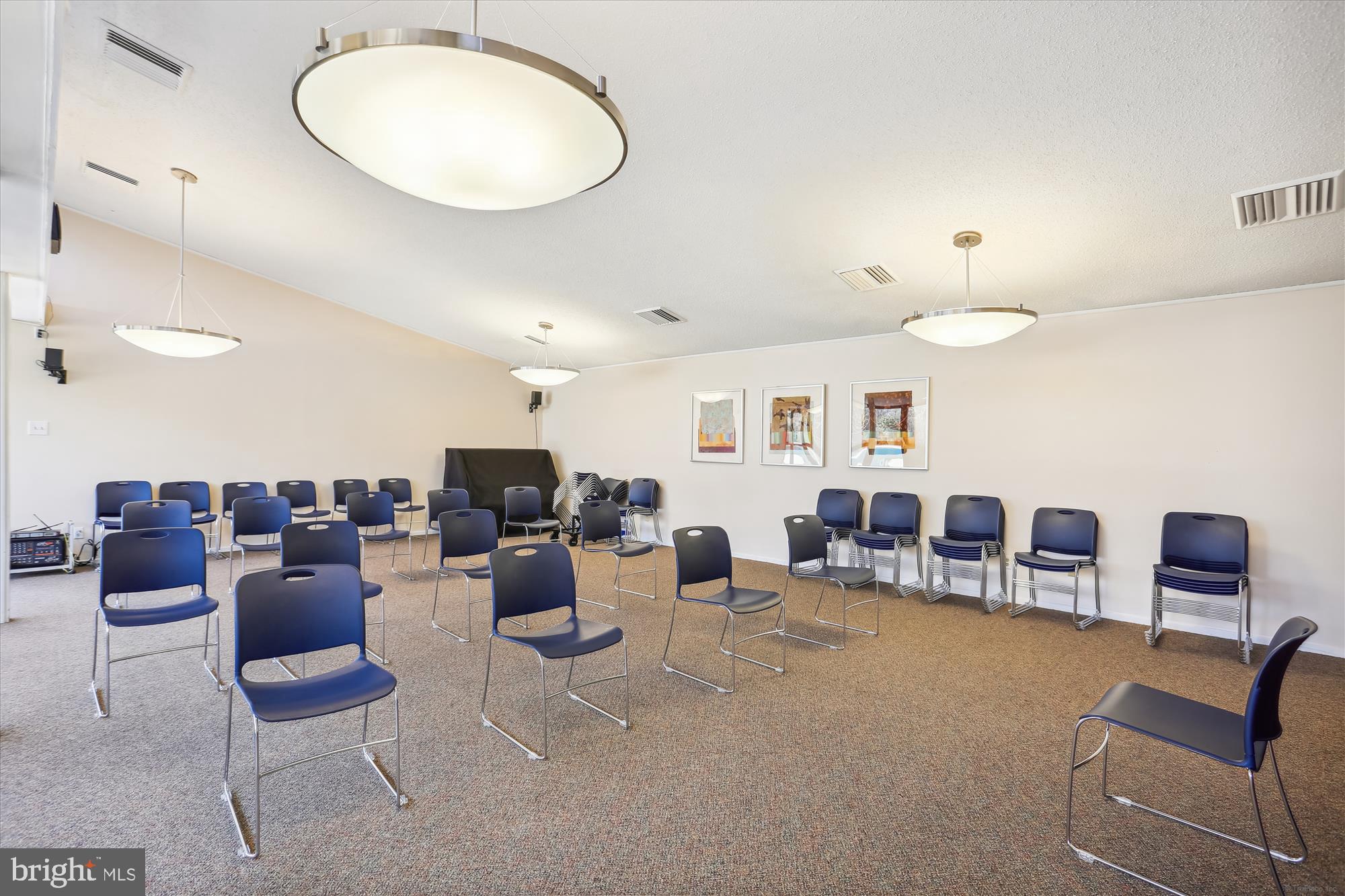 SUMNER VILLAGE - Residential