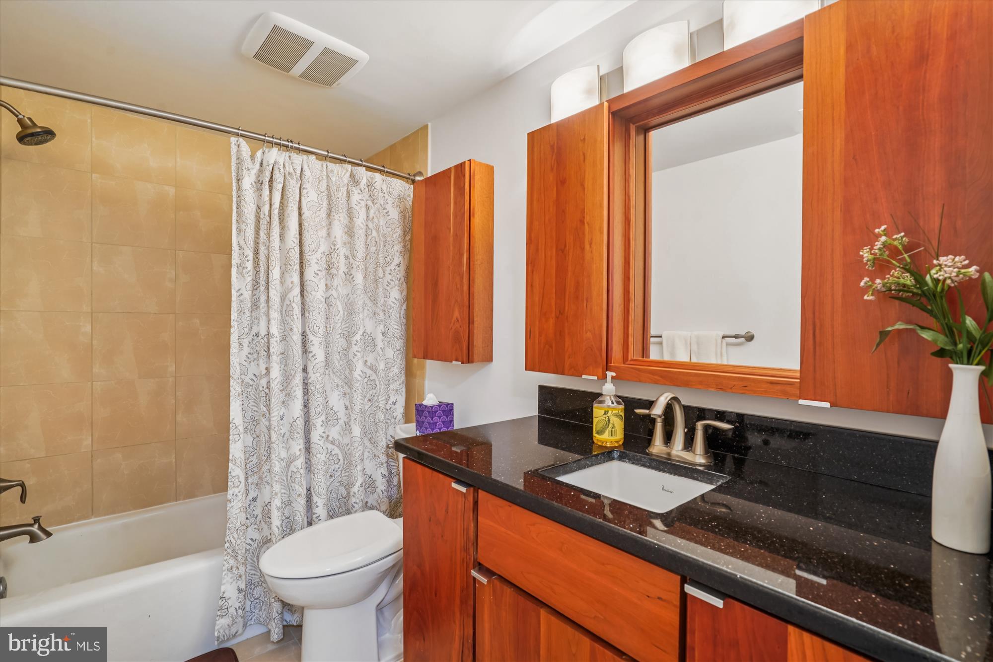 SUMNER VILLAGE - Residential