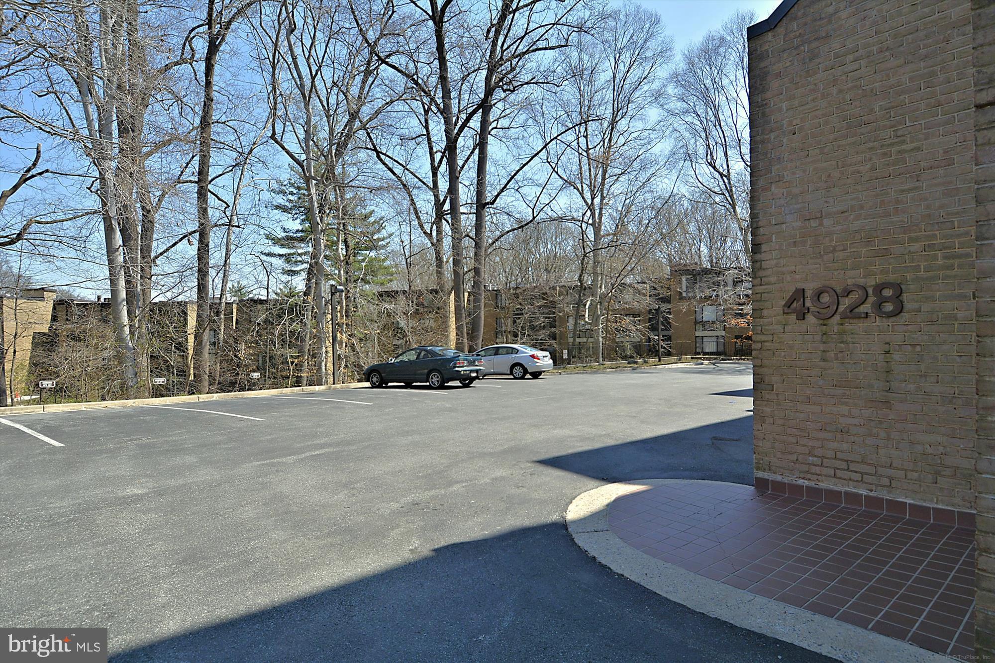 SUMNER VILLAGE - Residential