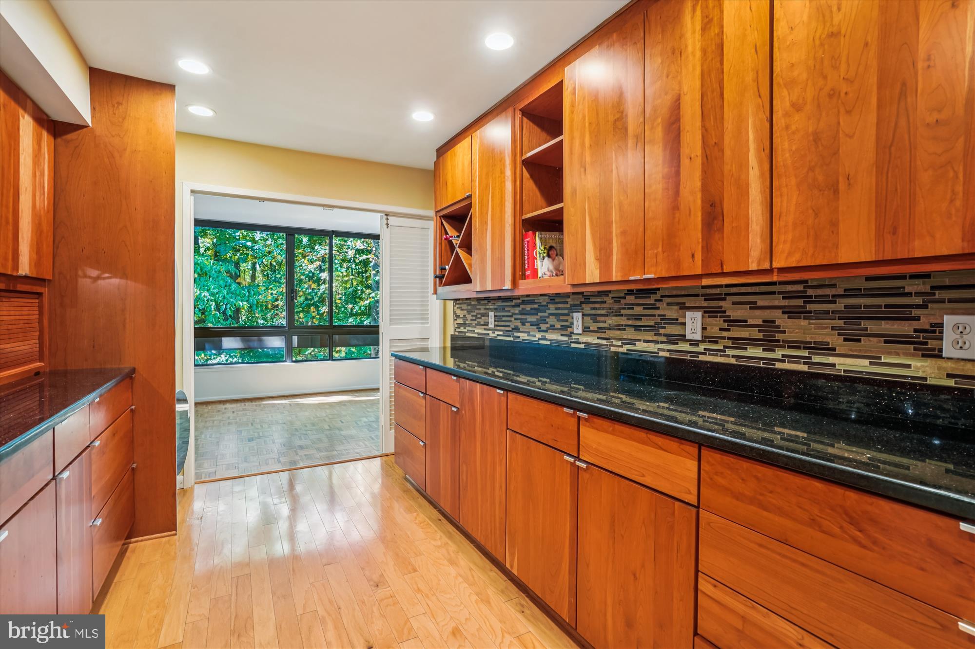 SUMNER VILLAGE - Residential