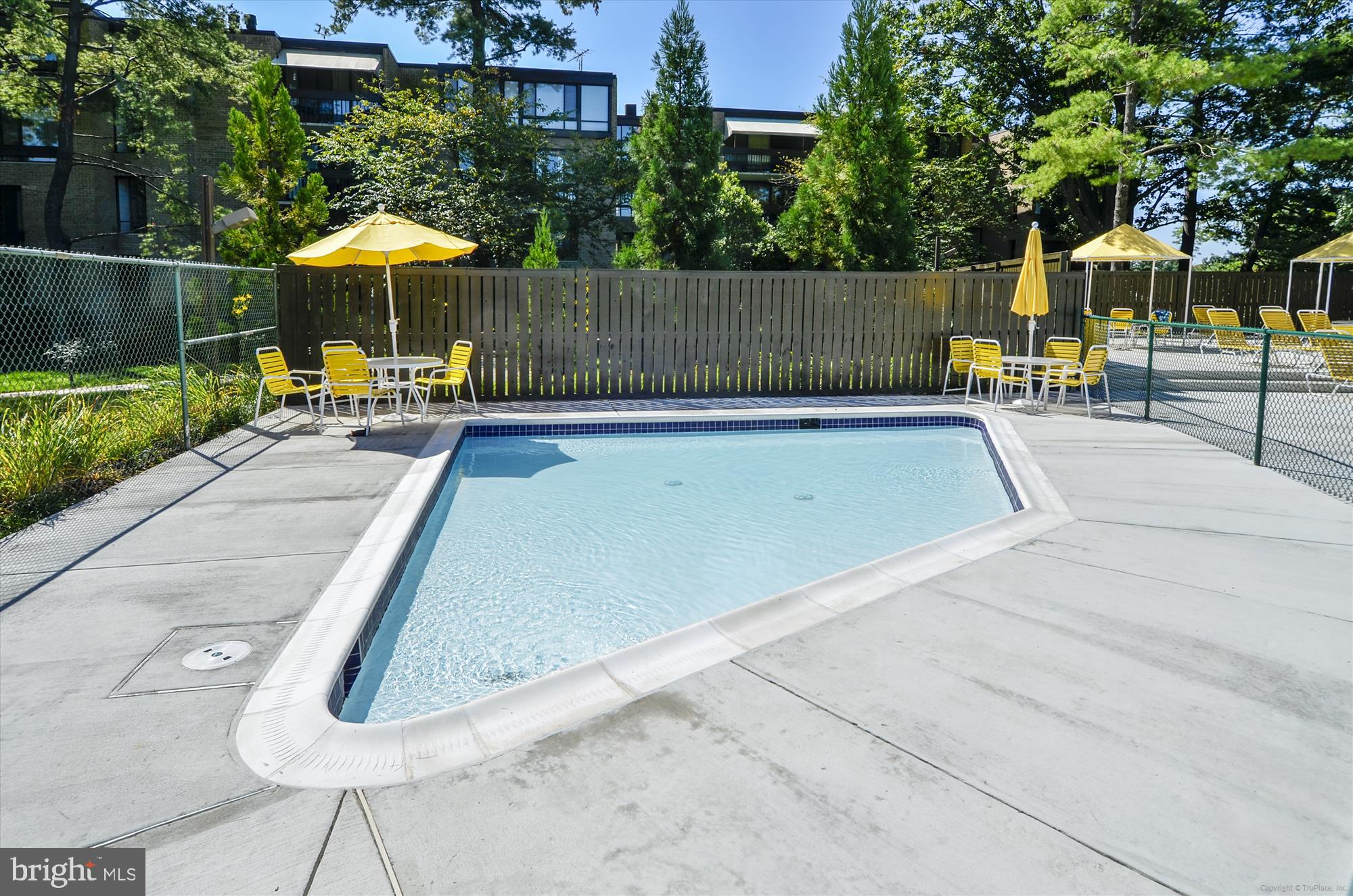 SUMNER VILLAGE - Residential