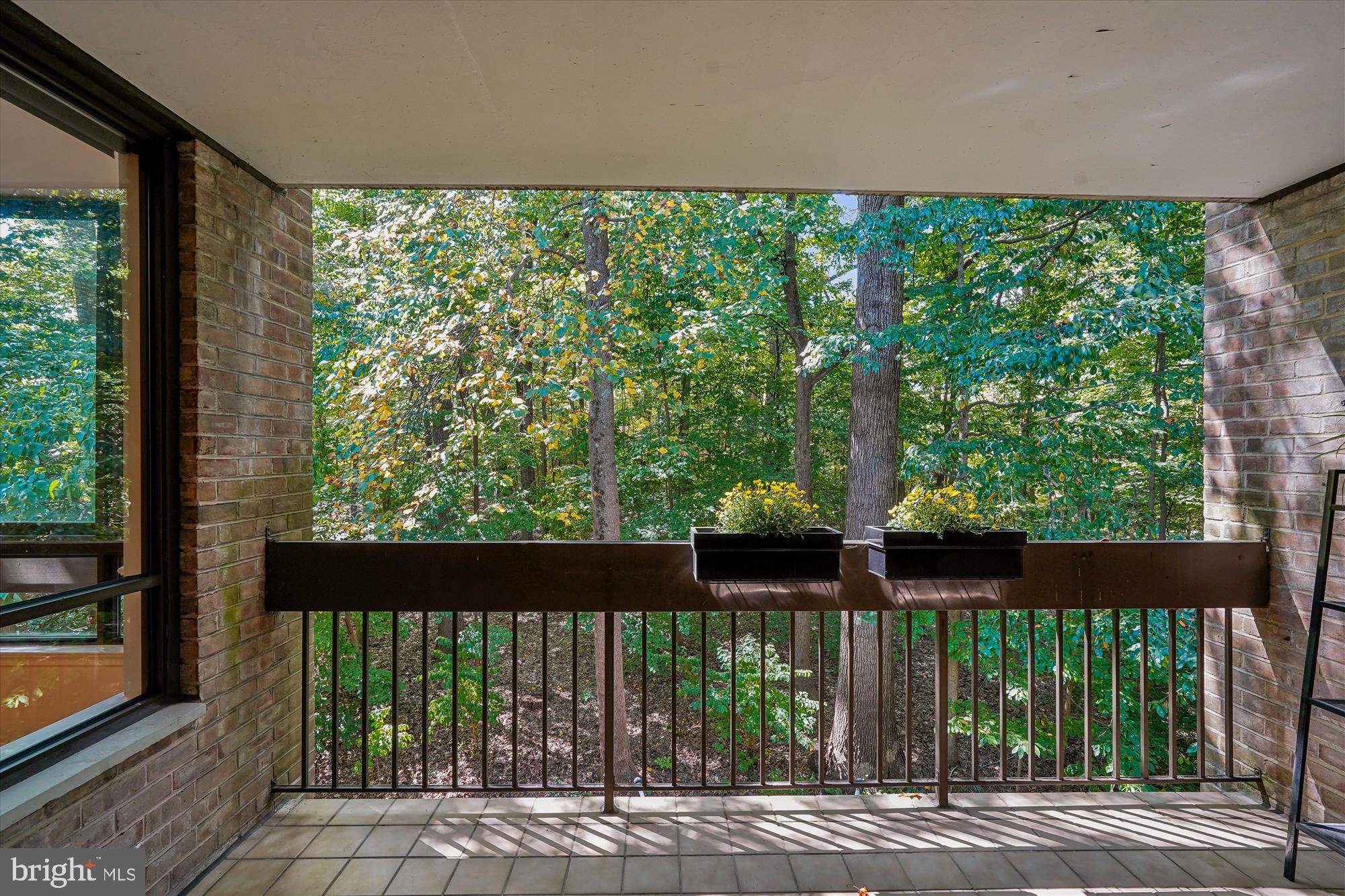 SUMNER VILLAGE - Residential