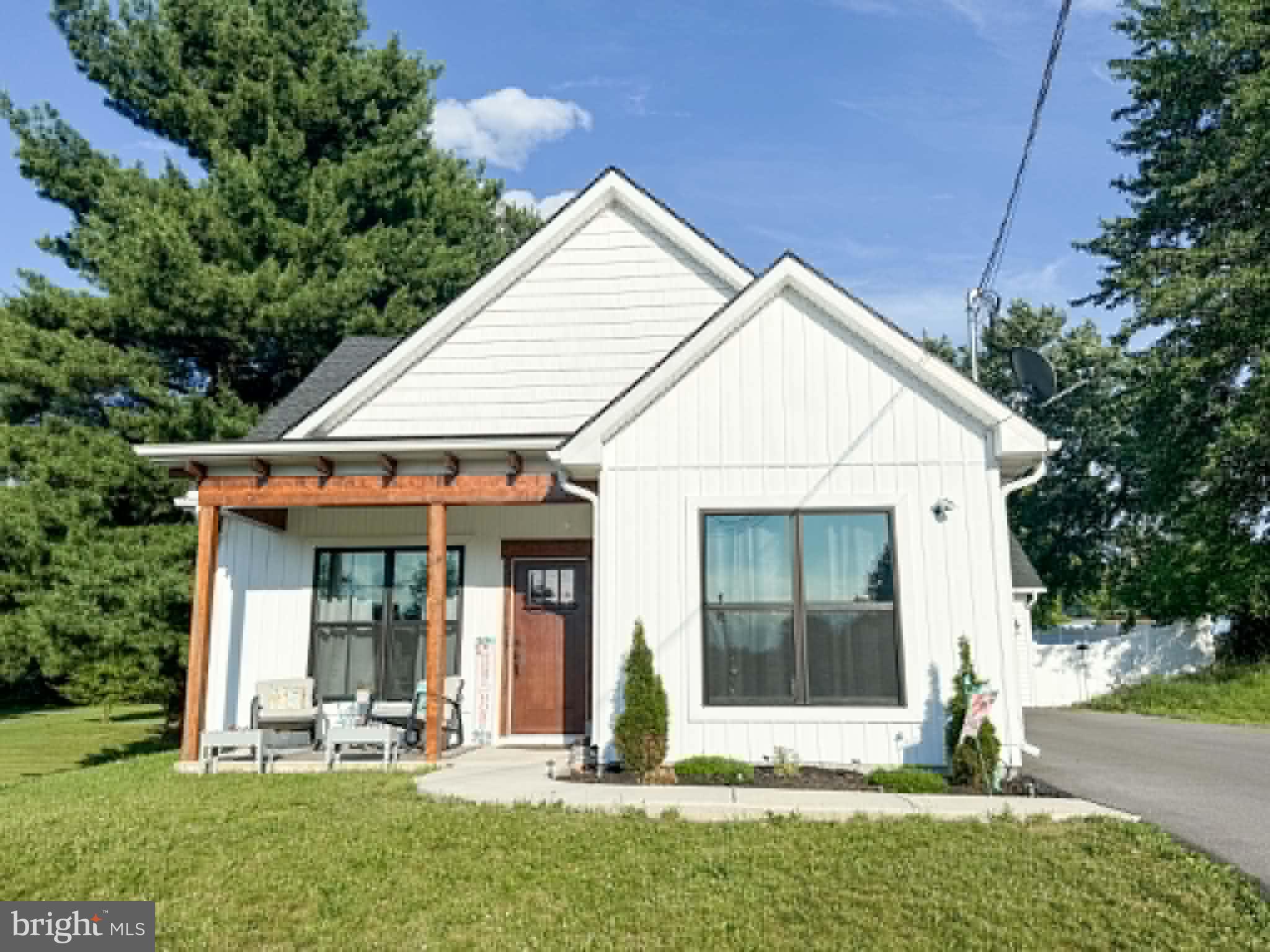 1311 MARVIC DR.