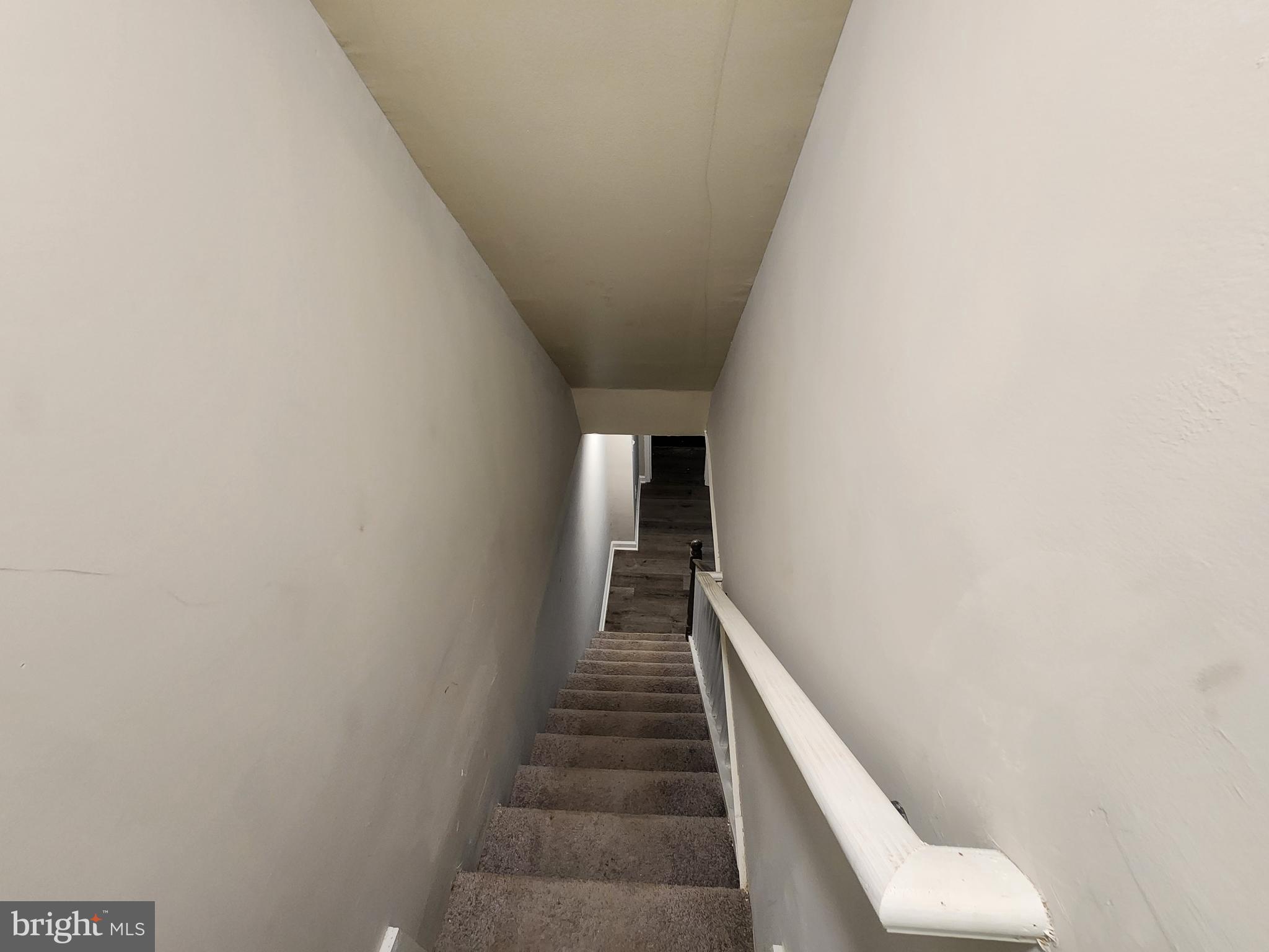 BROADWAY EAST - Residential