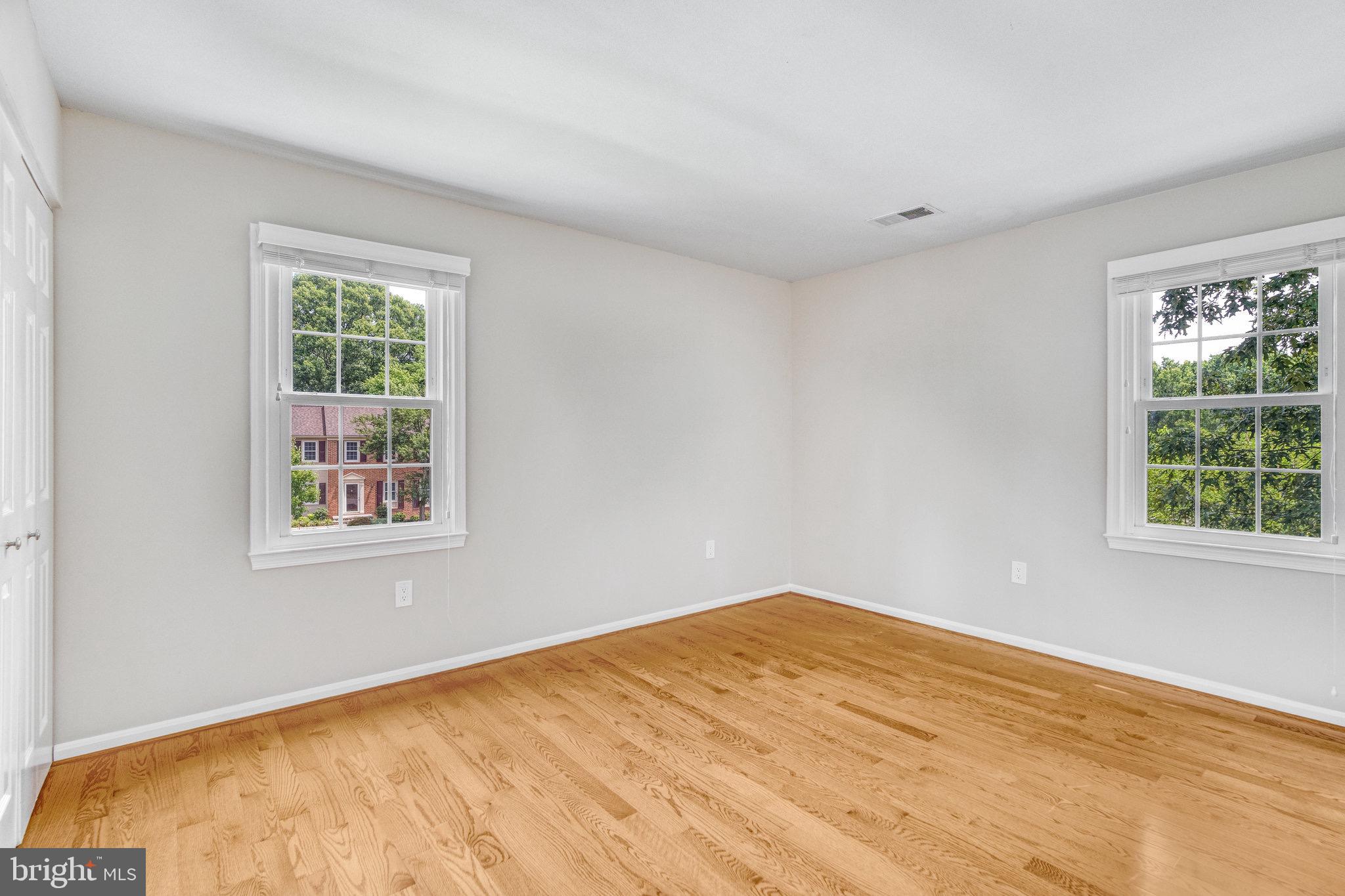 LAKEWOOD HILLS - Residential