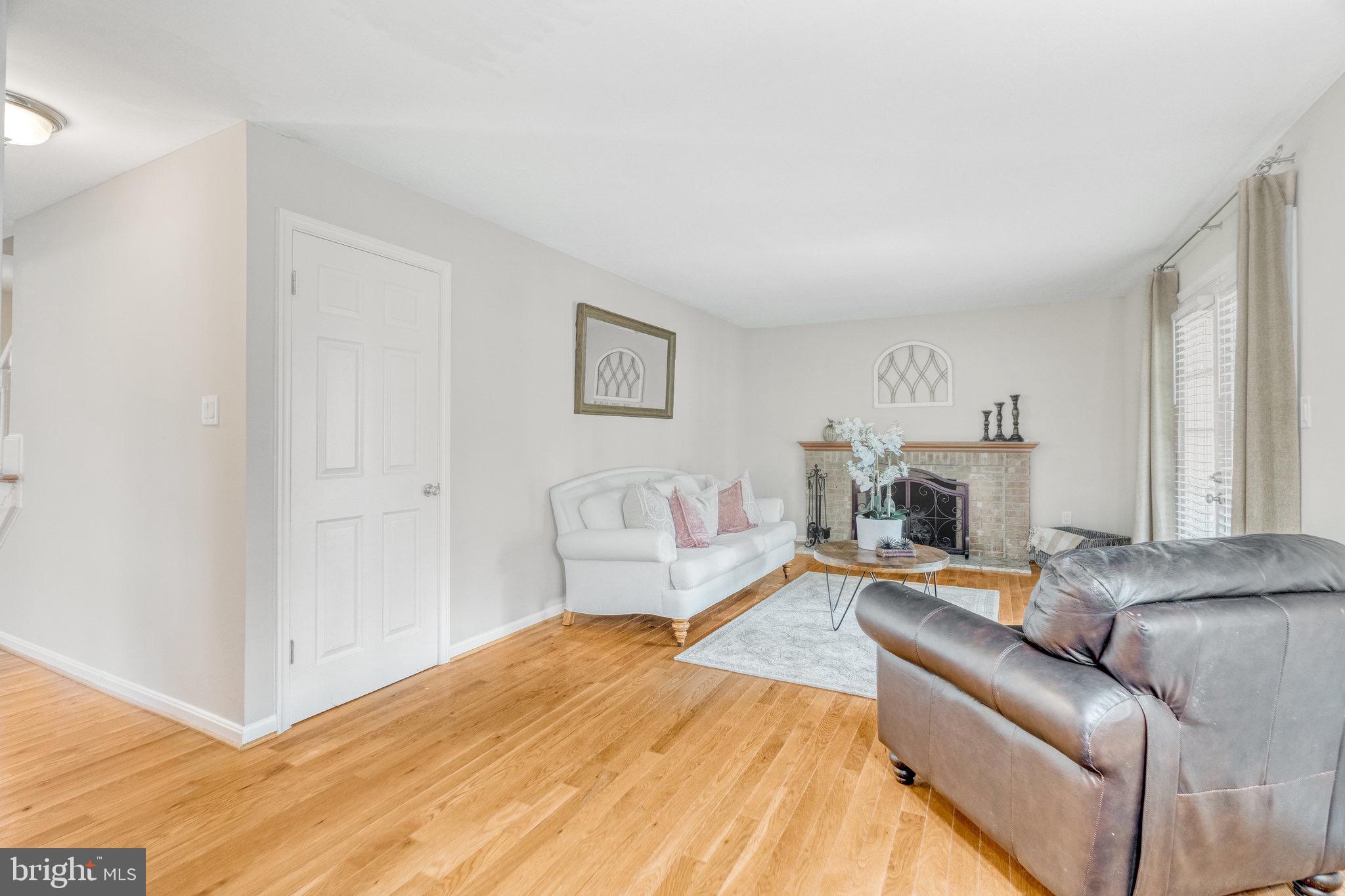 LAKEWOOD HILLS - Residential