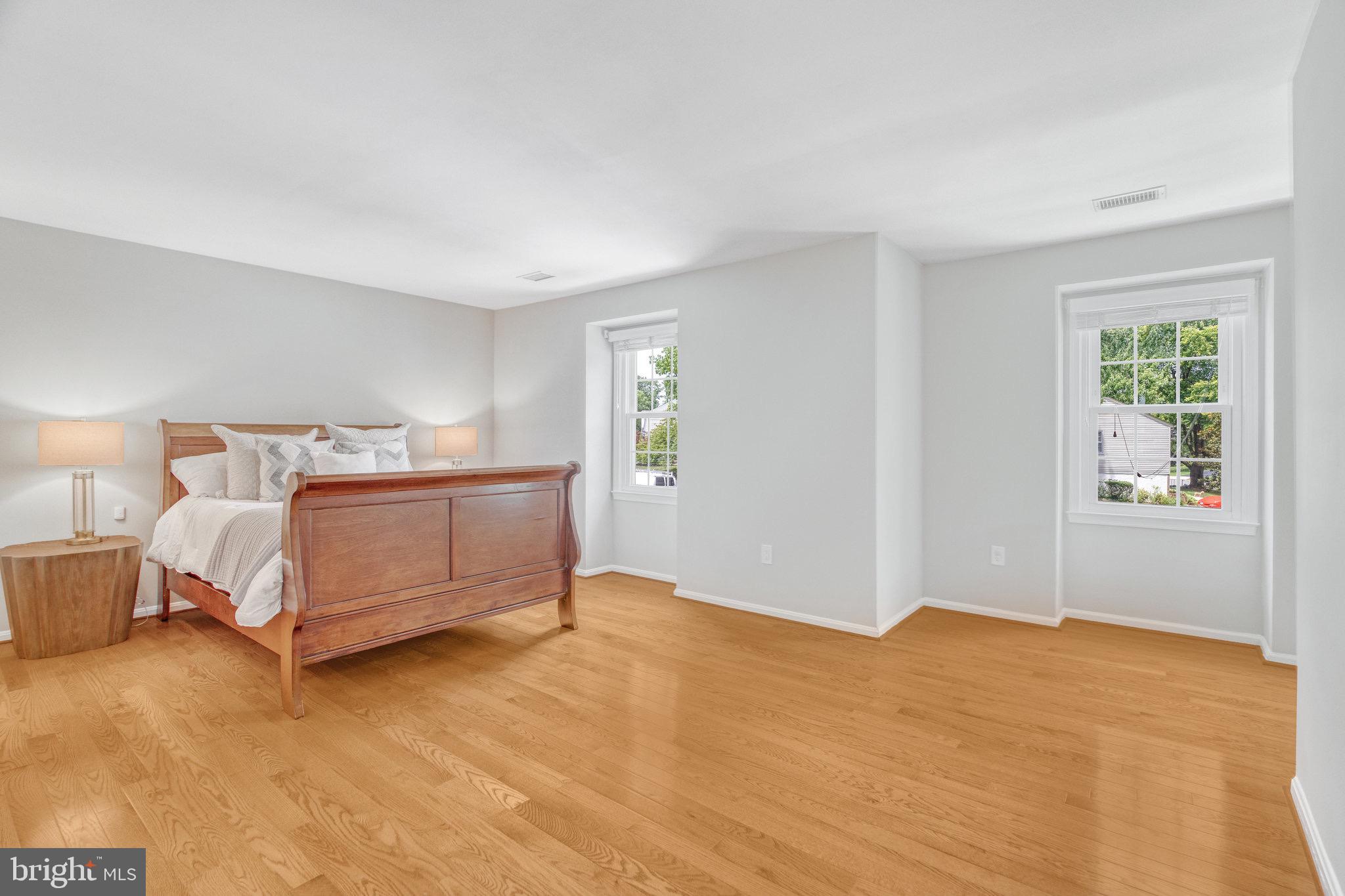 LAKEWOOD HILLS - Residential