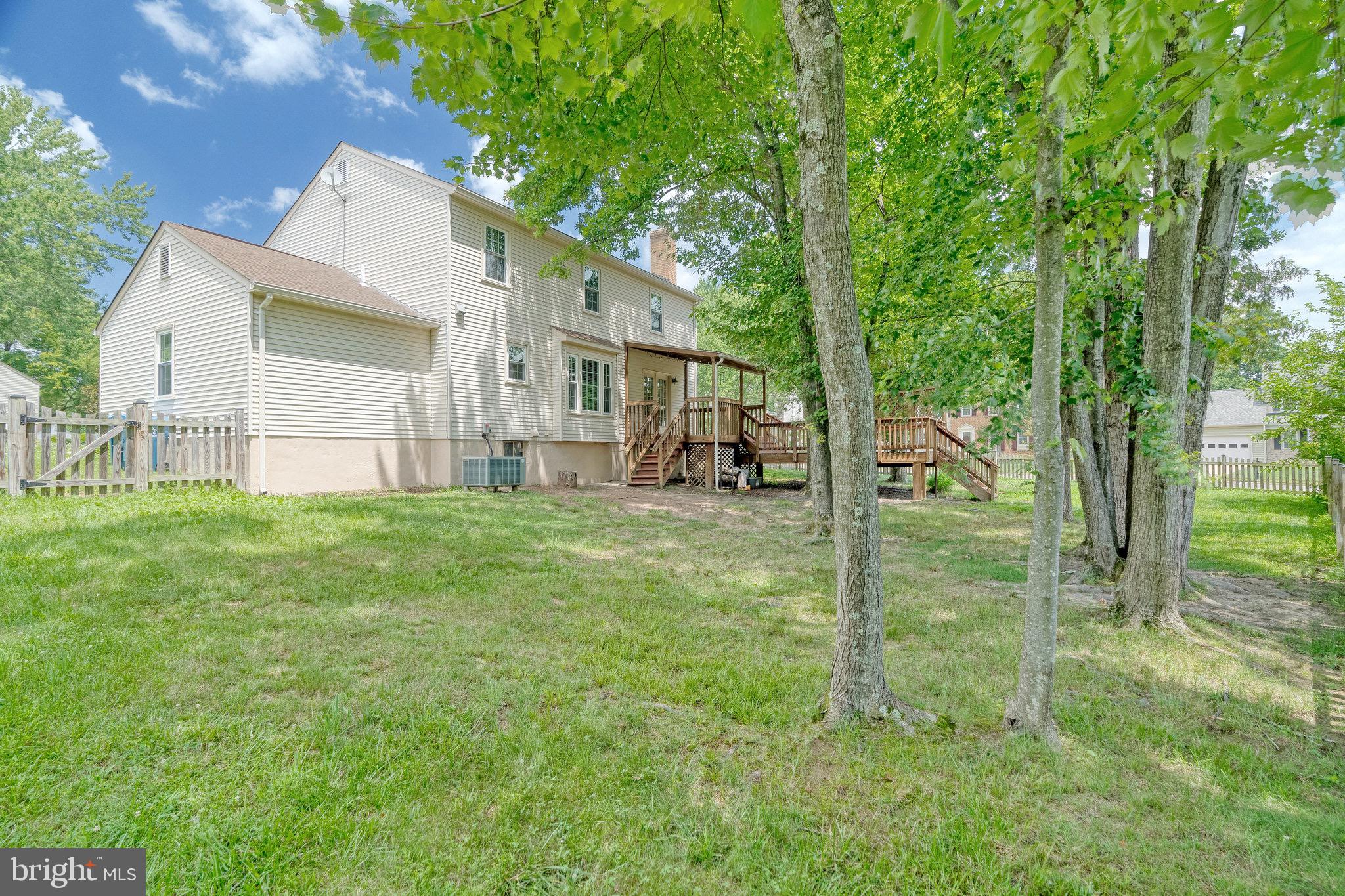 LAKEWOOD HILLS - Residential