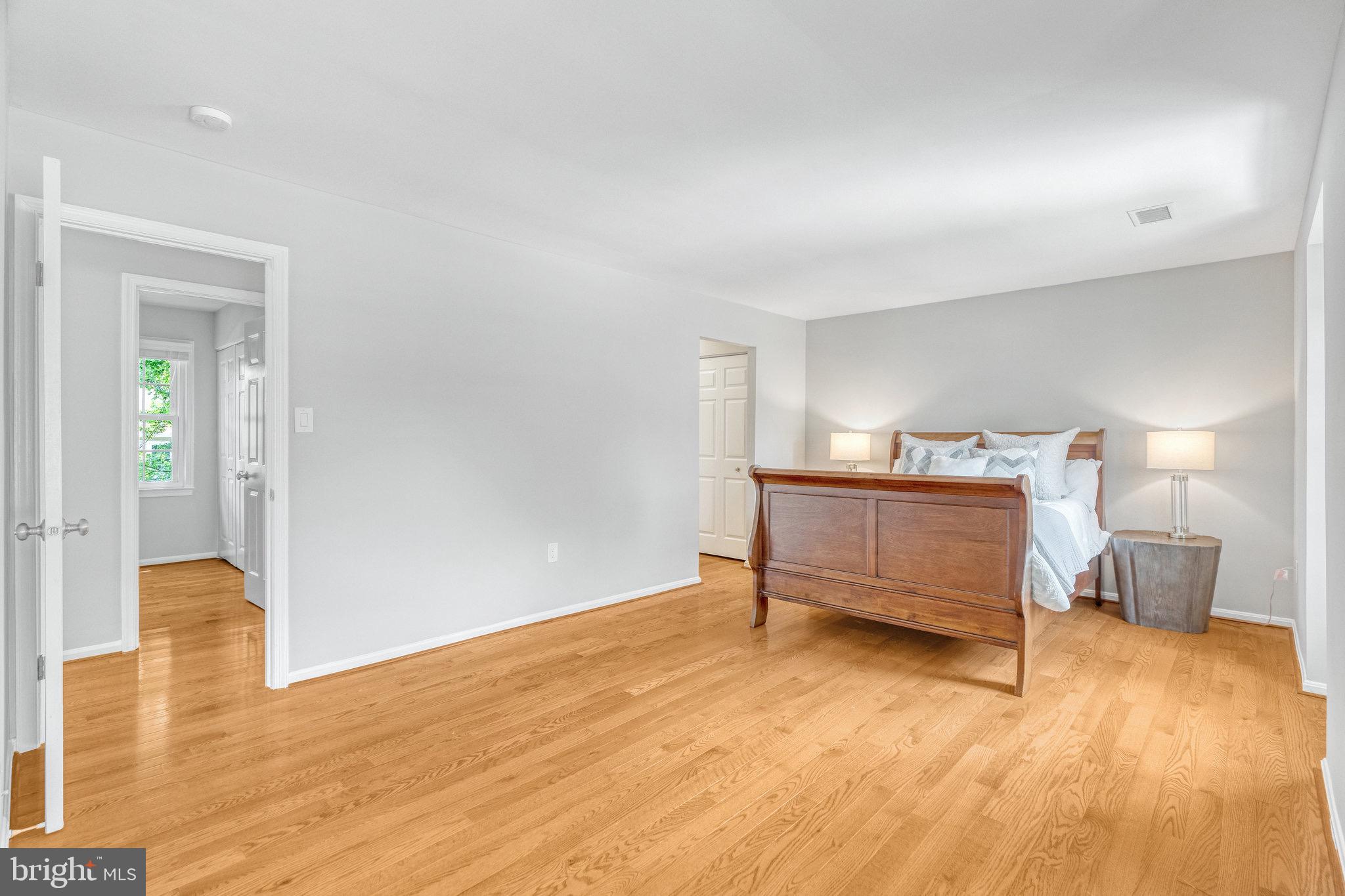 LAKEWOOD HILLS - Residential