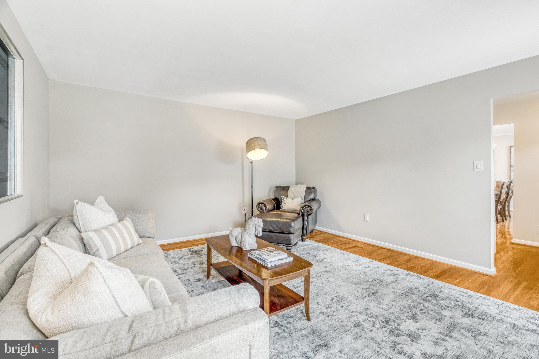 LAKEWOOD HILLS - Residential