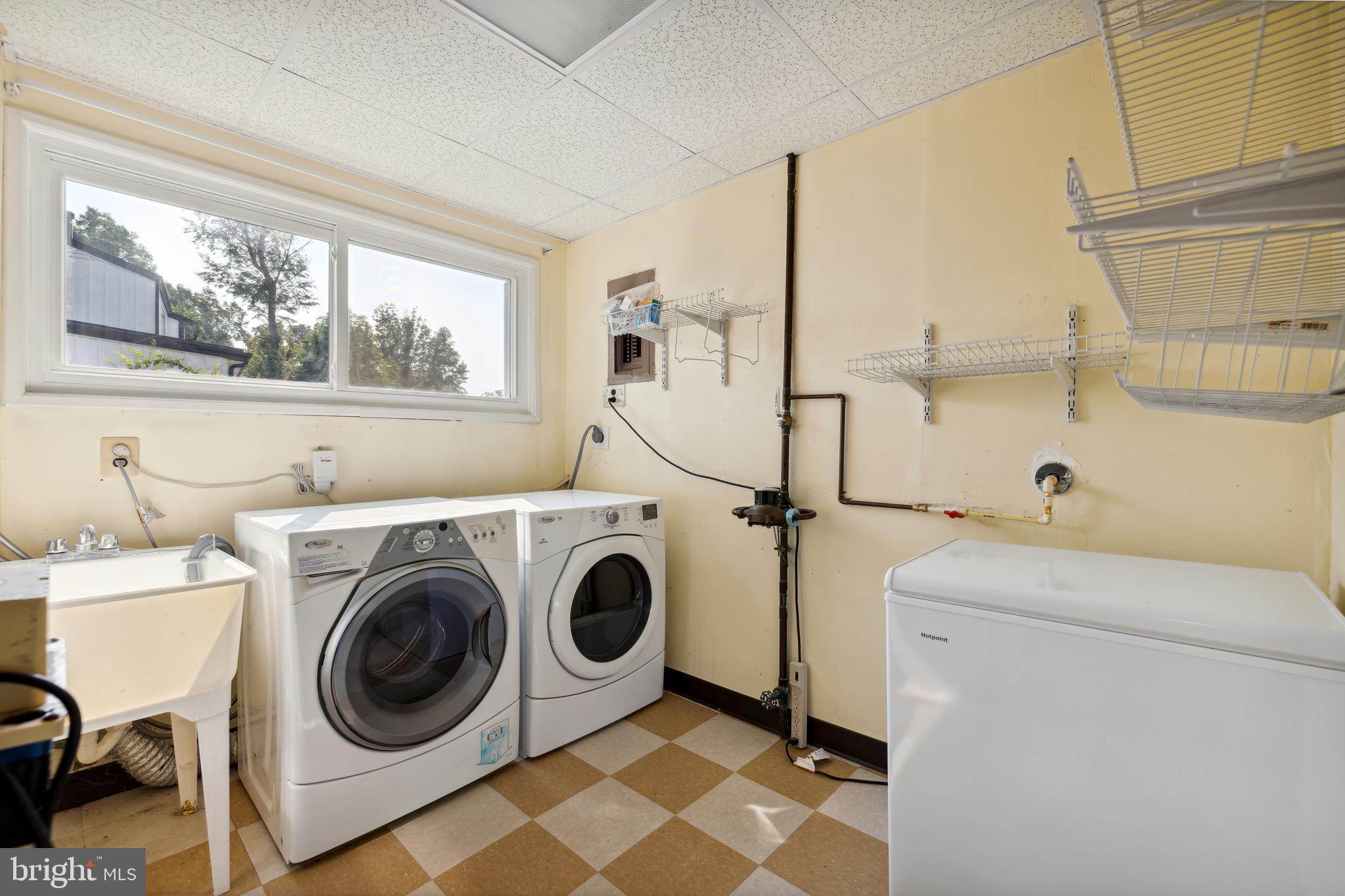 STONEGATE - Residential