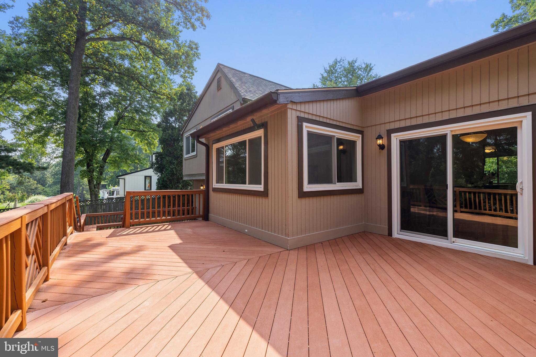 STONEGATE - Residential