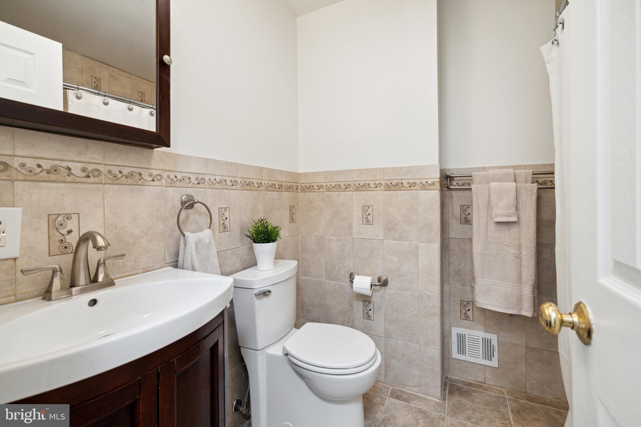 STONEGATE - Residential