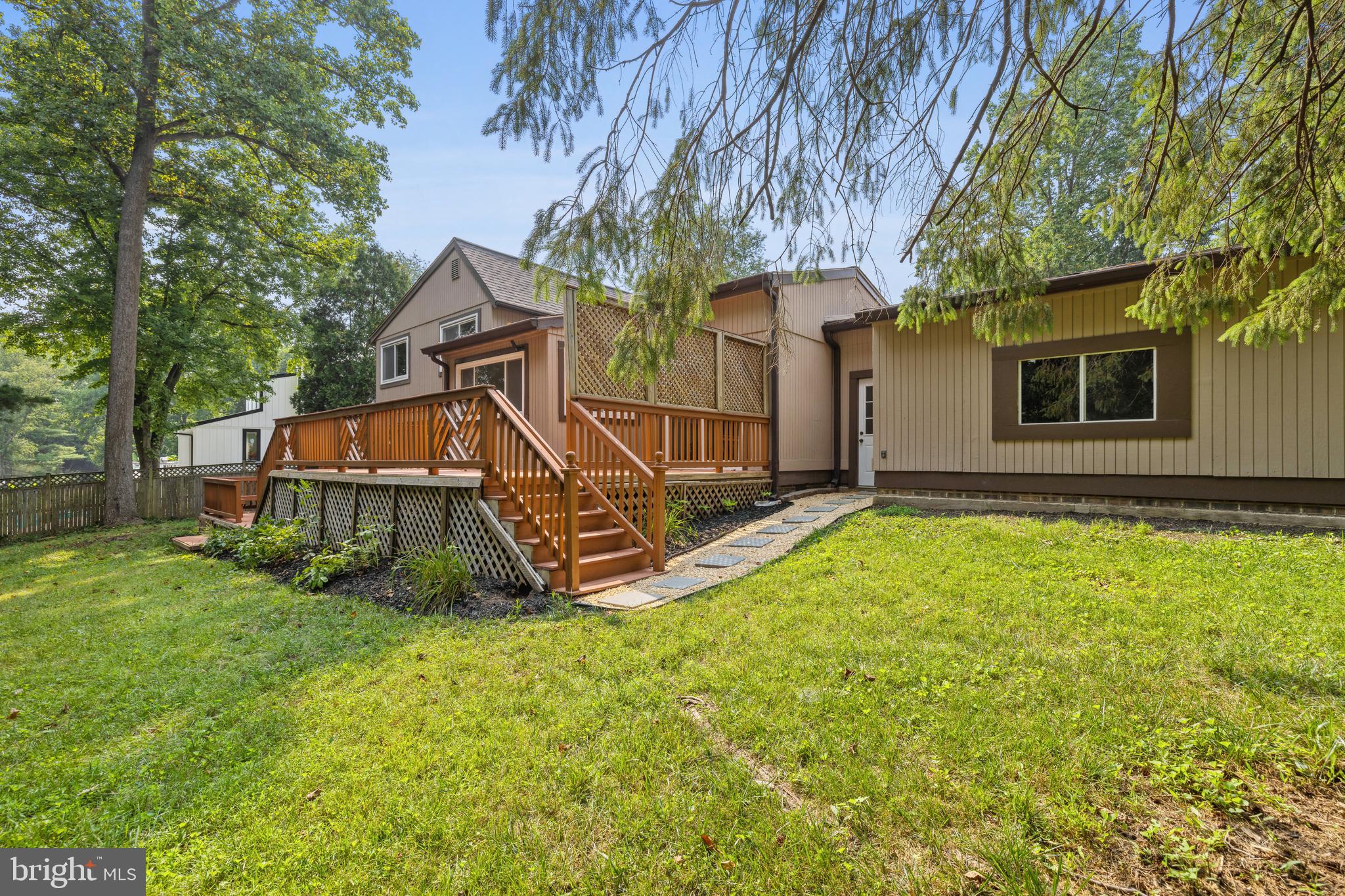 STONEGATE - Residential