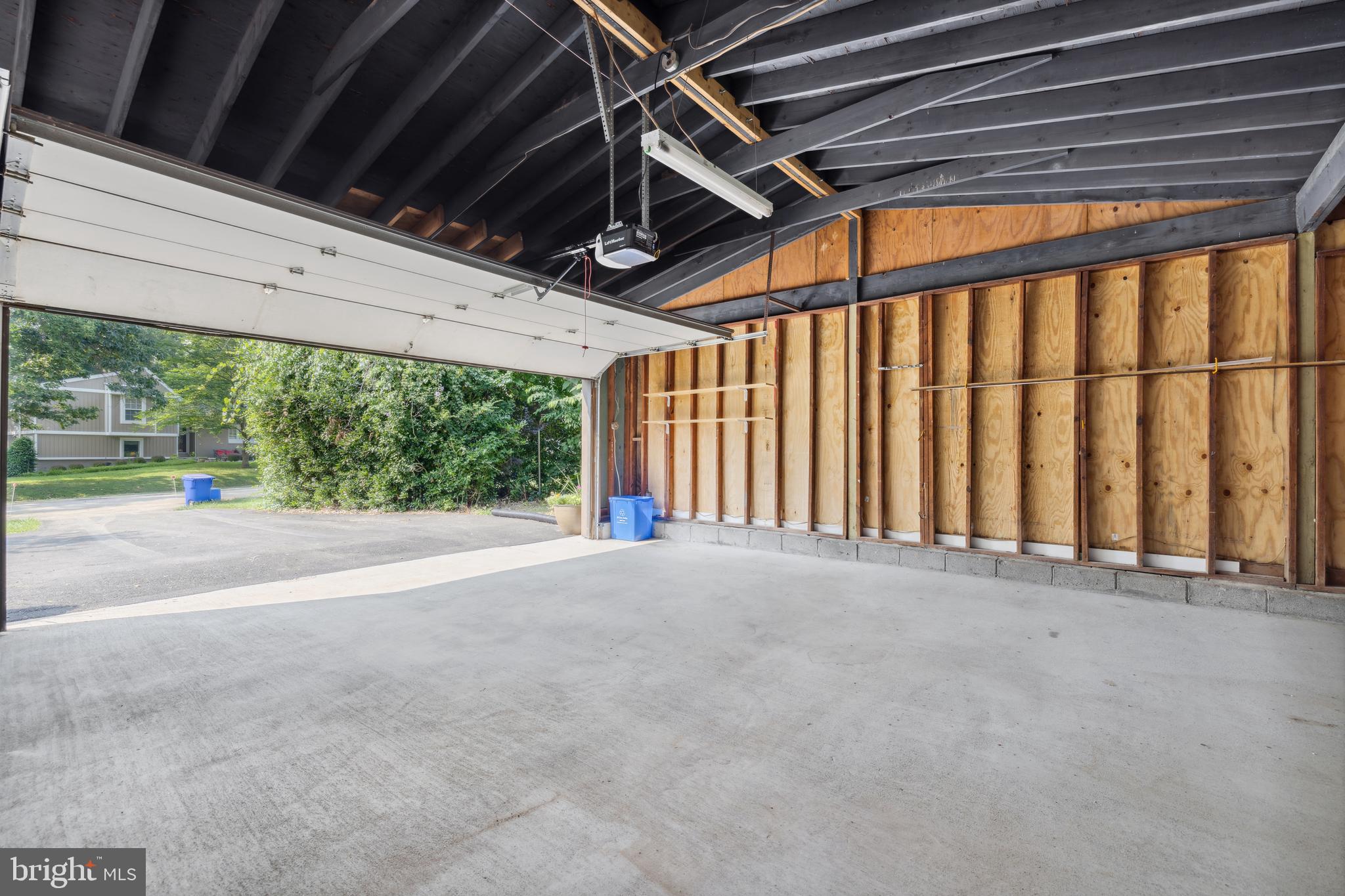 STONEGATE - Residential