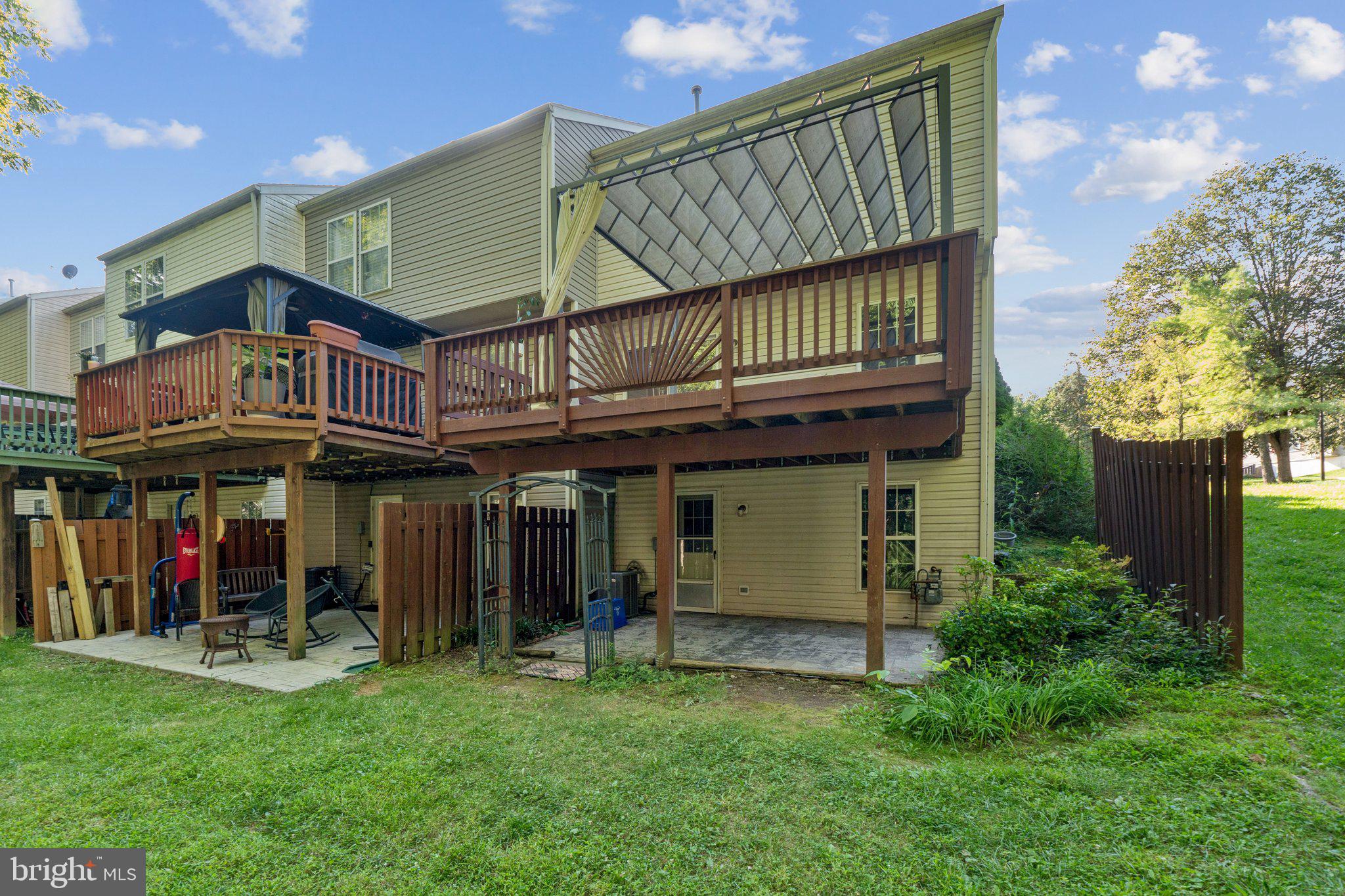 MAGRUDER VALLEY VILLAGE - Residential