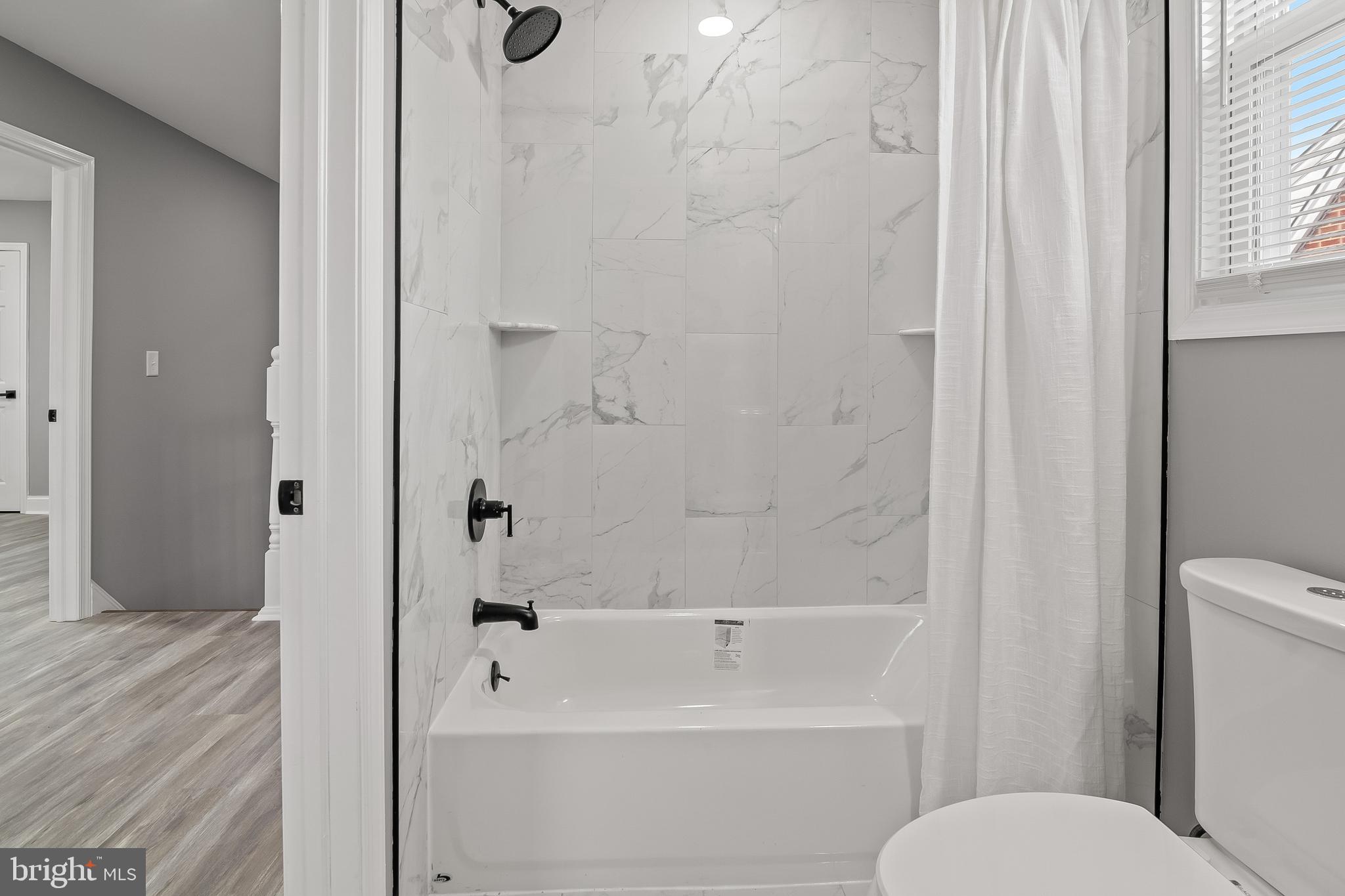 LINWOOD - Residential