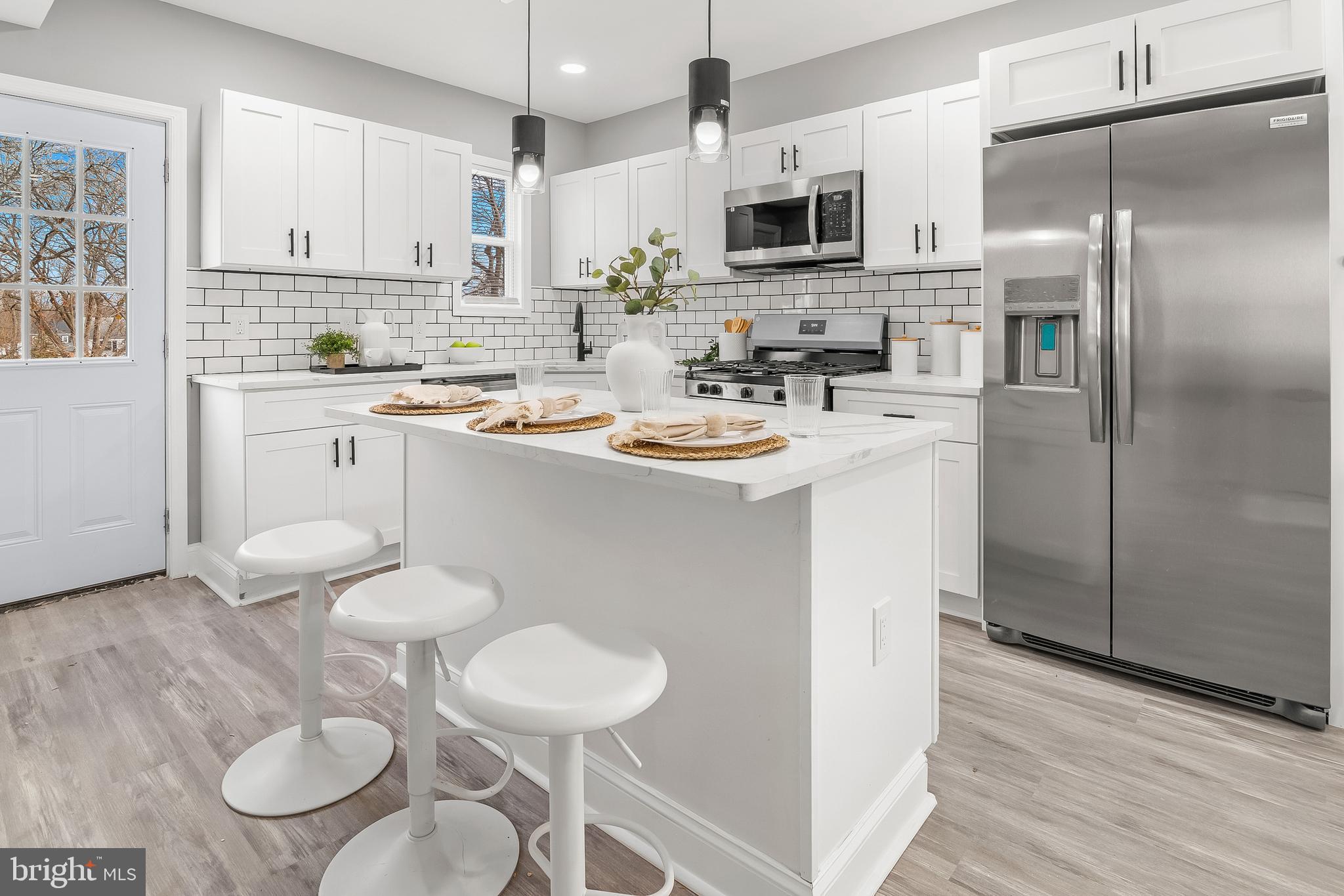 LINWOOD - Residential