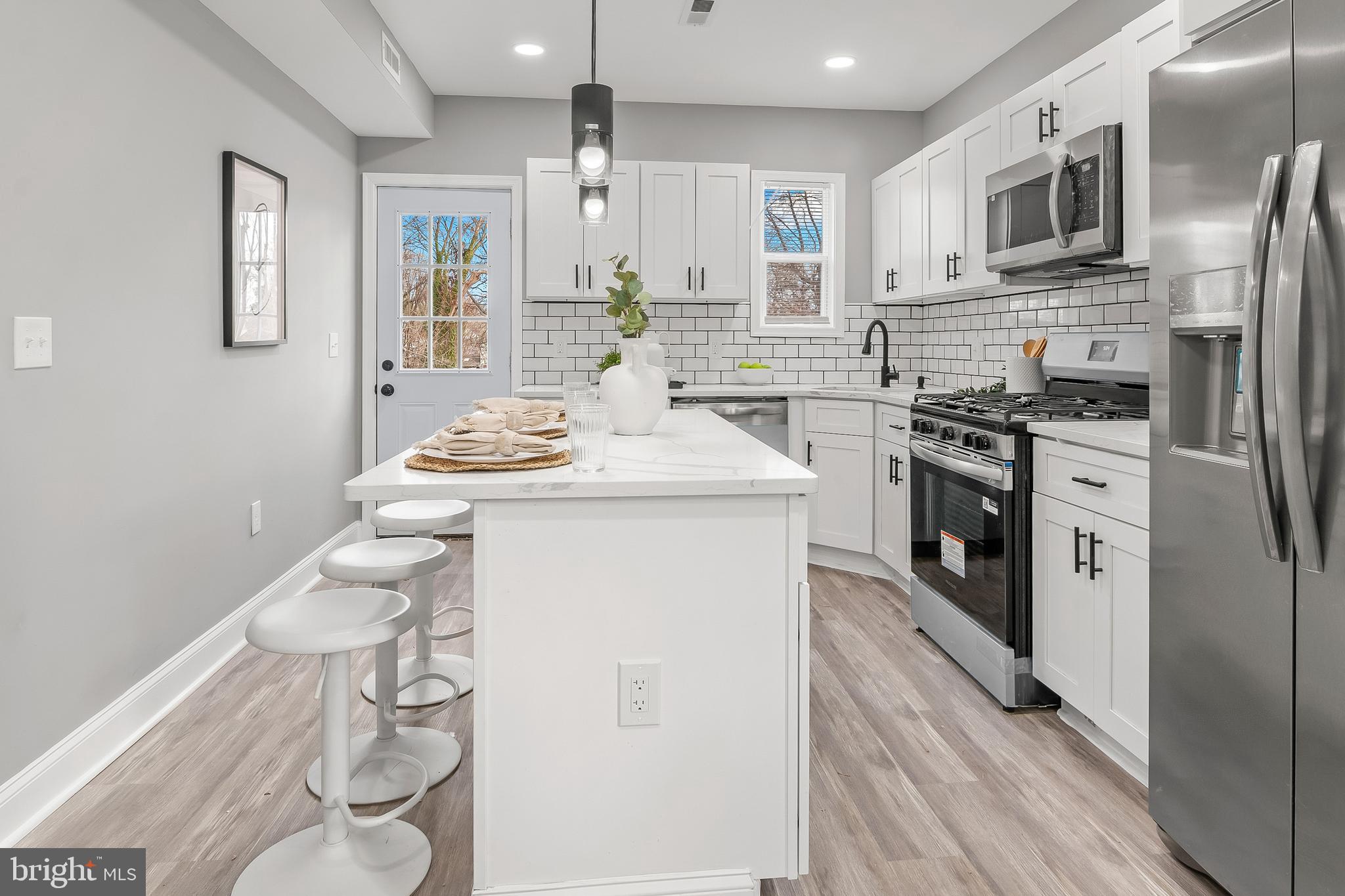 LINWOOD - Residential