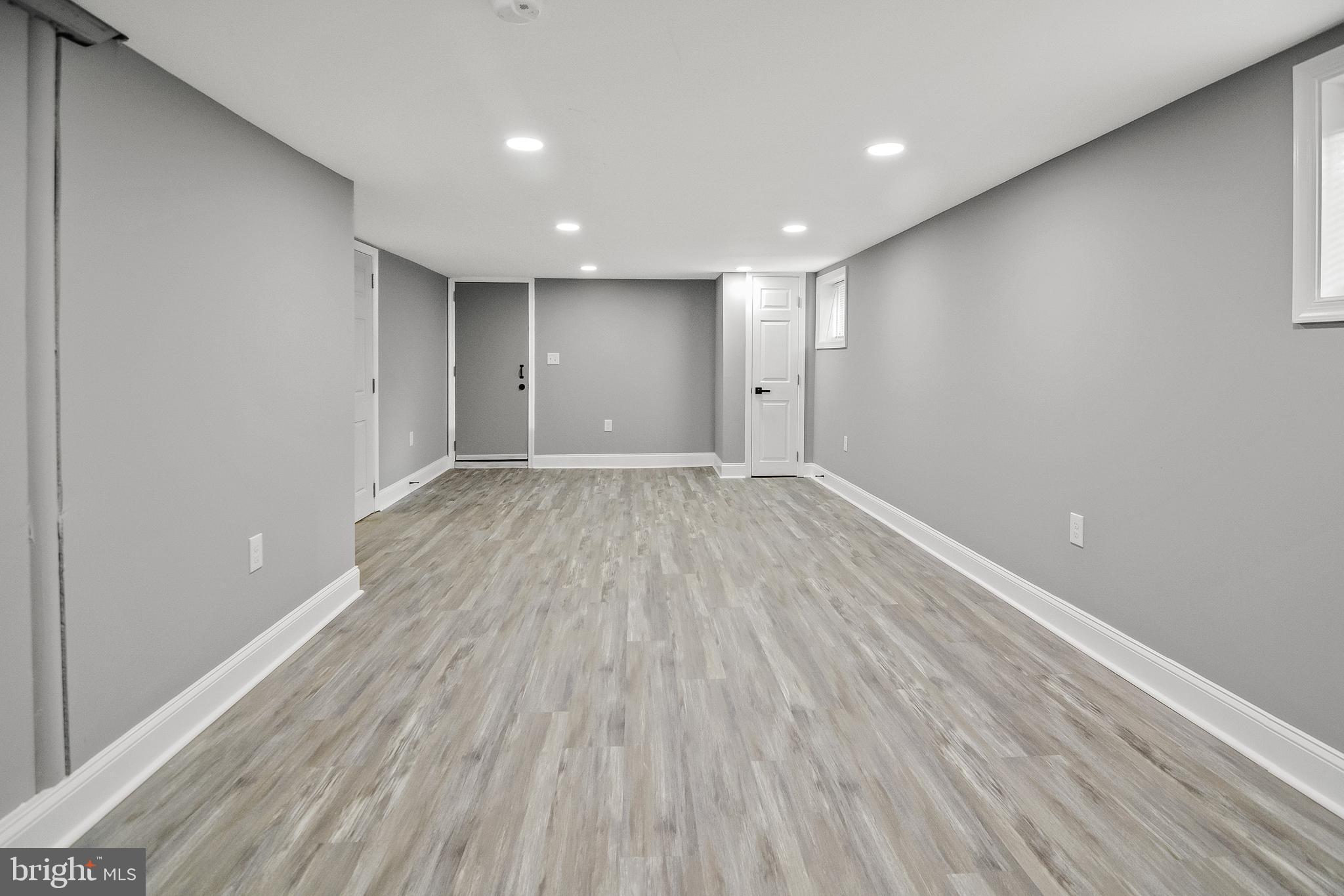 LINWOOD - Residential