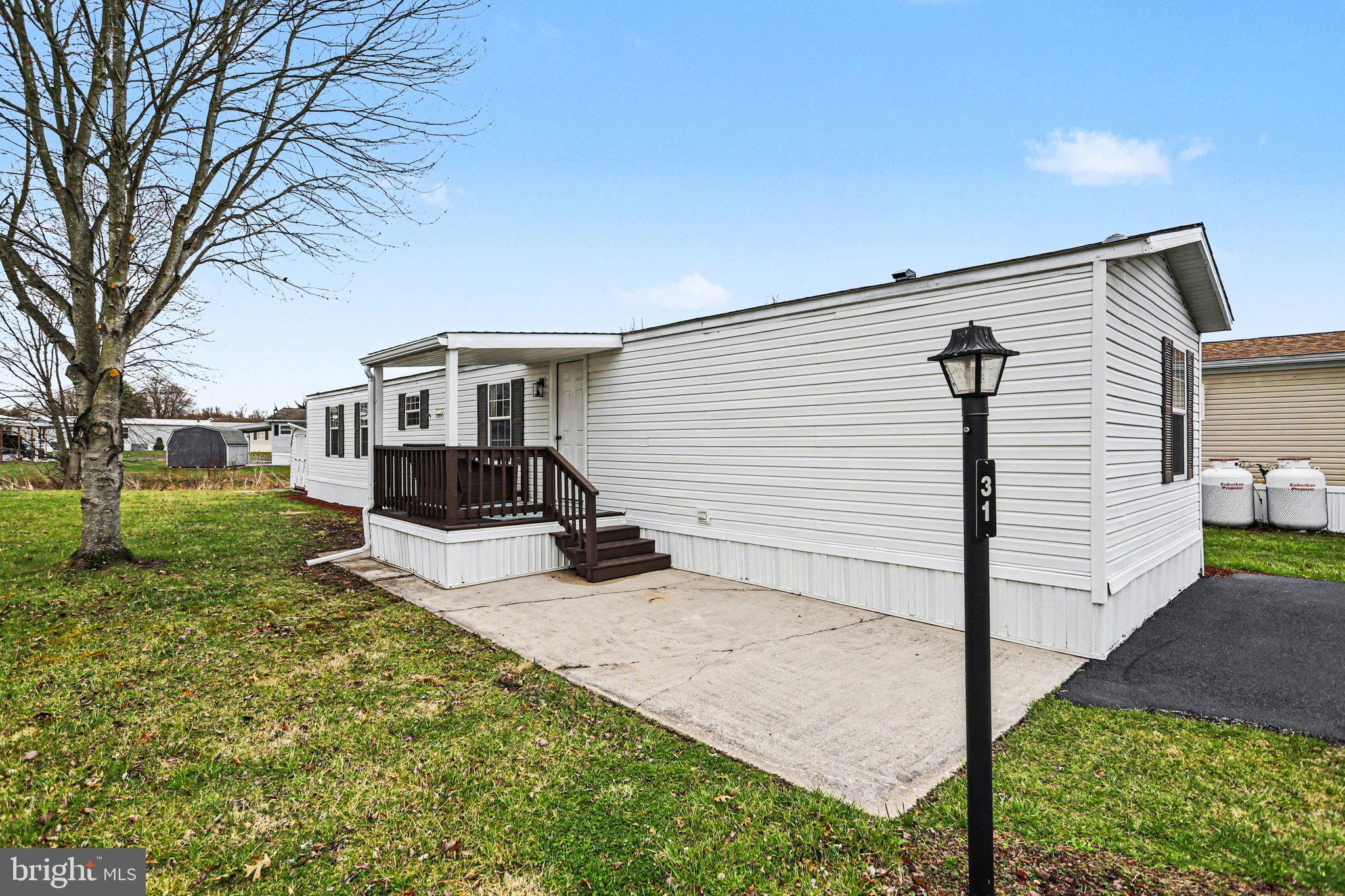 LINCOLN ESTATES - Residential