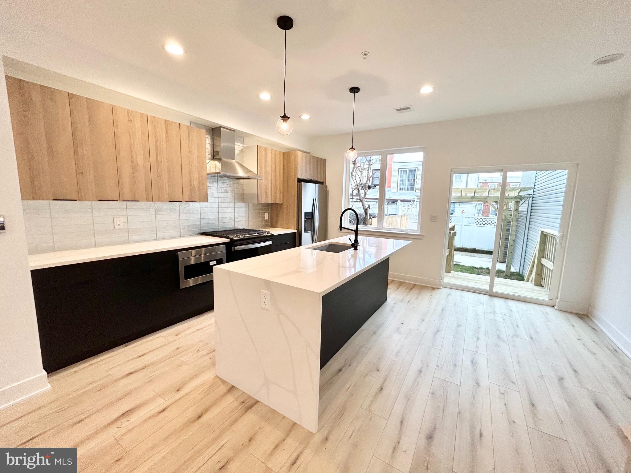 OLDE RICHMOND - Residential Lease