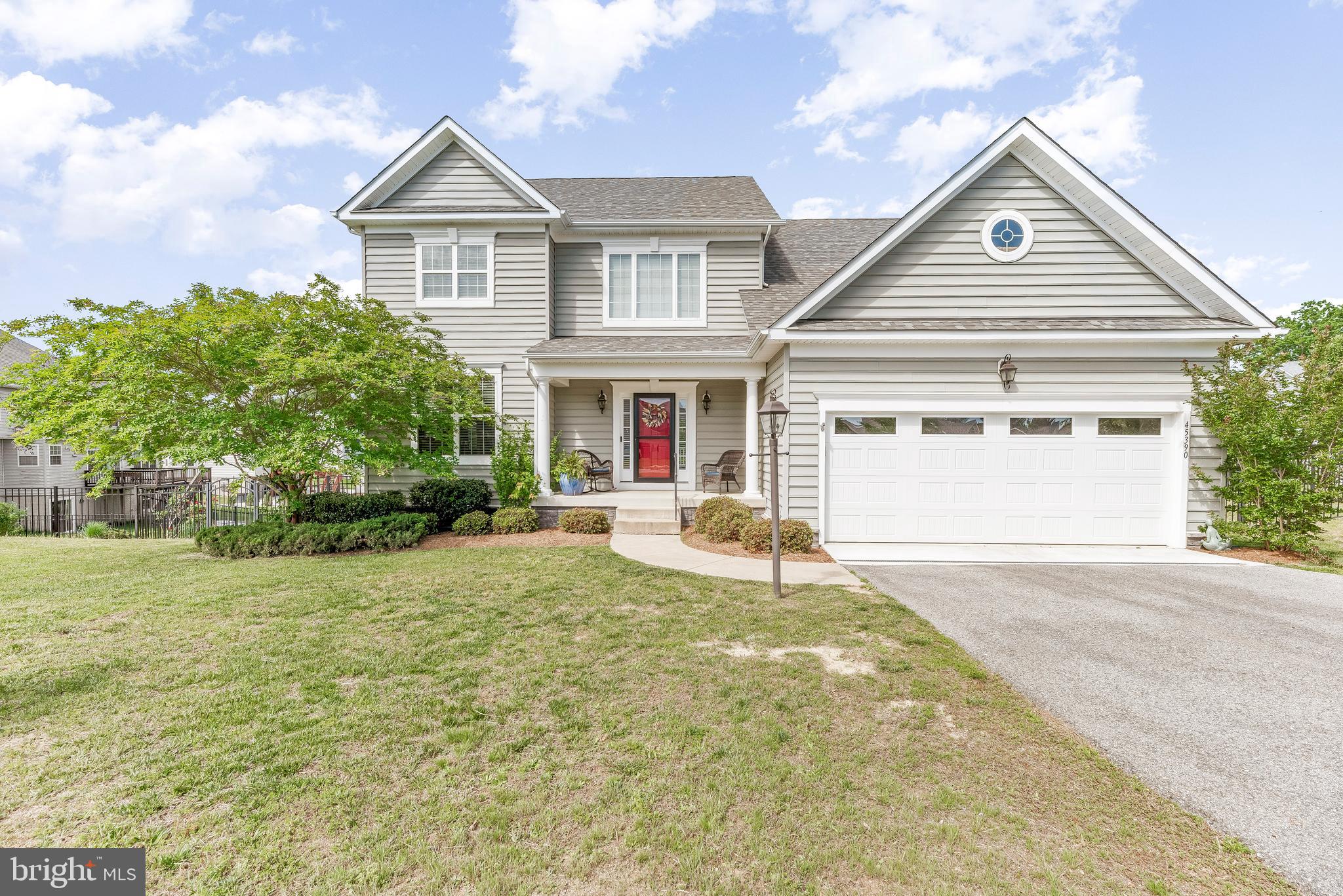 THE WOODS AT MYRTLE POINT - Residential