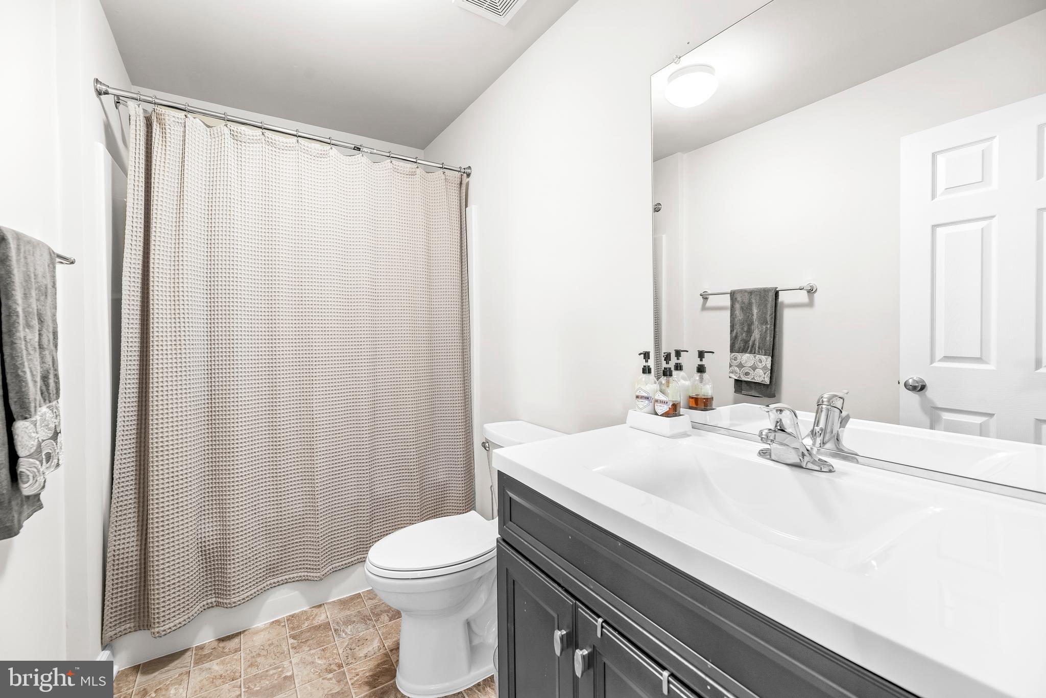 THE WOODS AT MYRTLE POINT - Residential