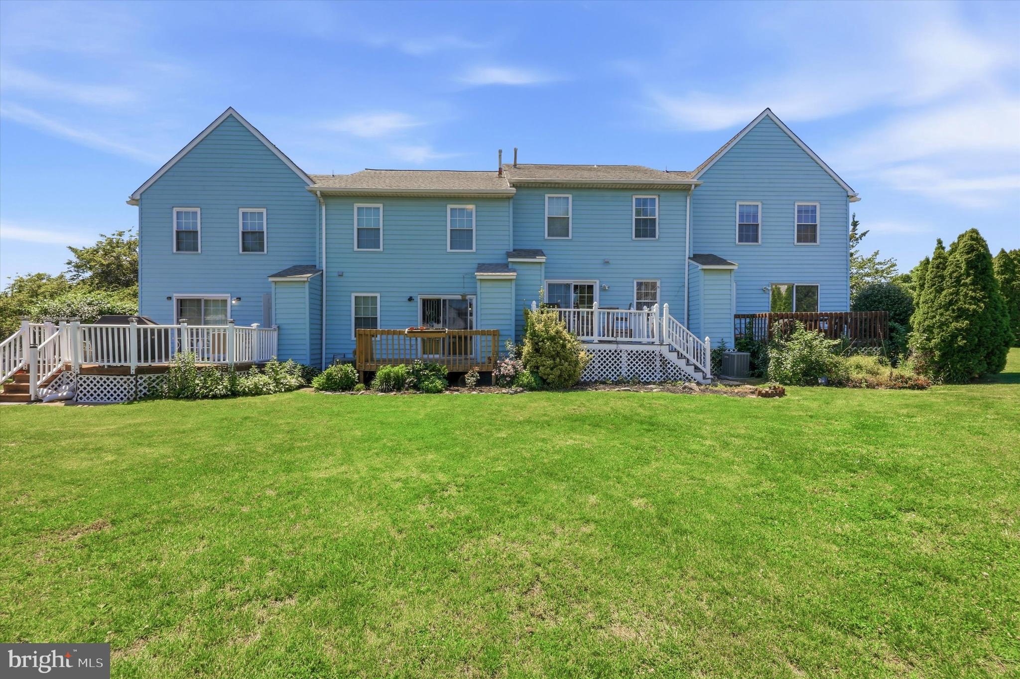 CHERRY TREE KNOLL - Residential