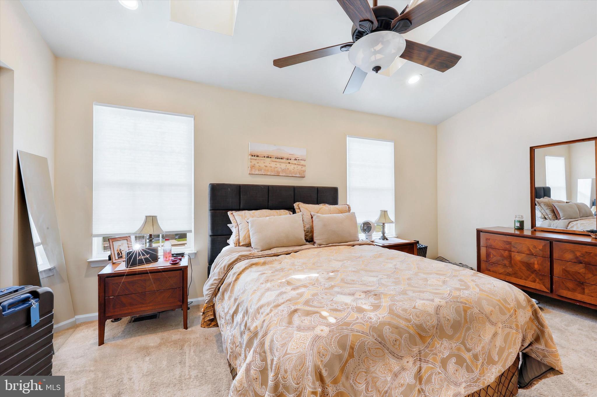 CHERRY TREE KNOLL - Residential