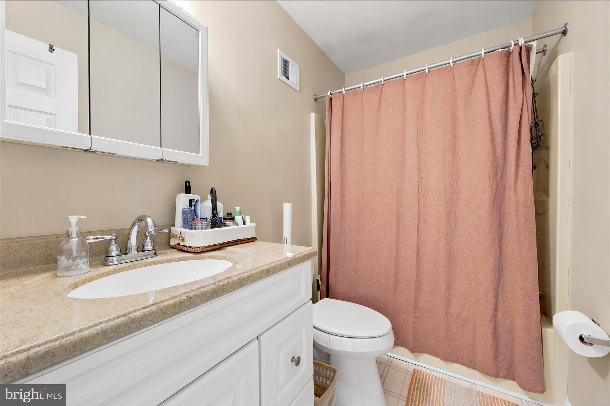 CHERRY TREE KNOLL - Residential