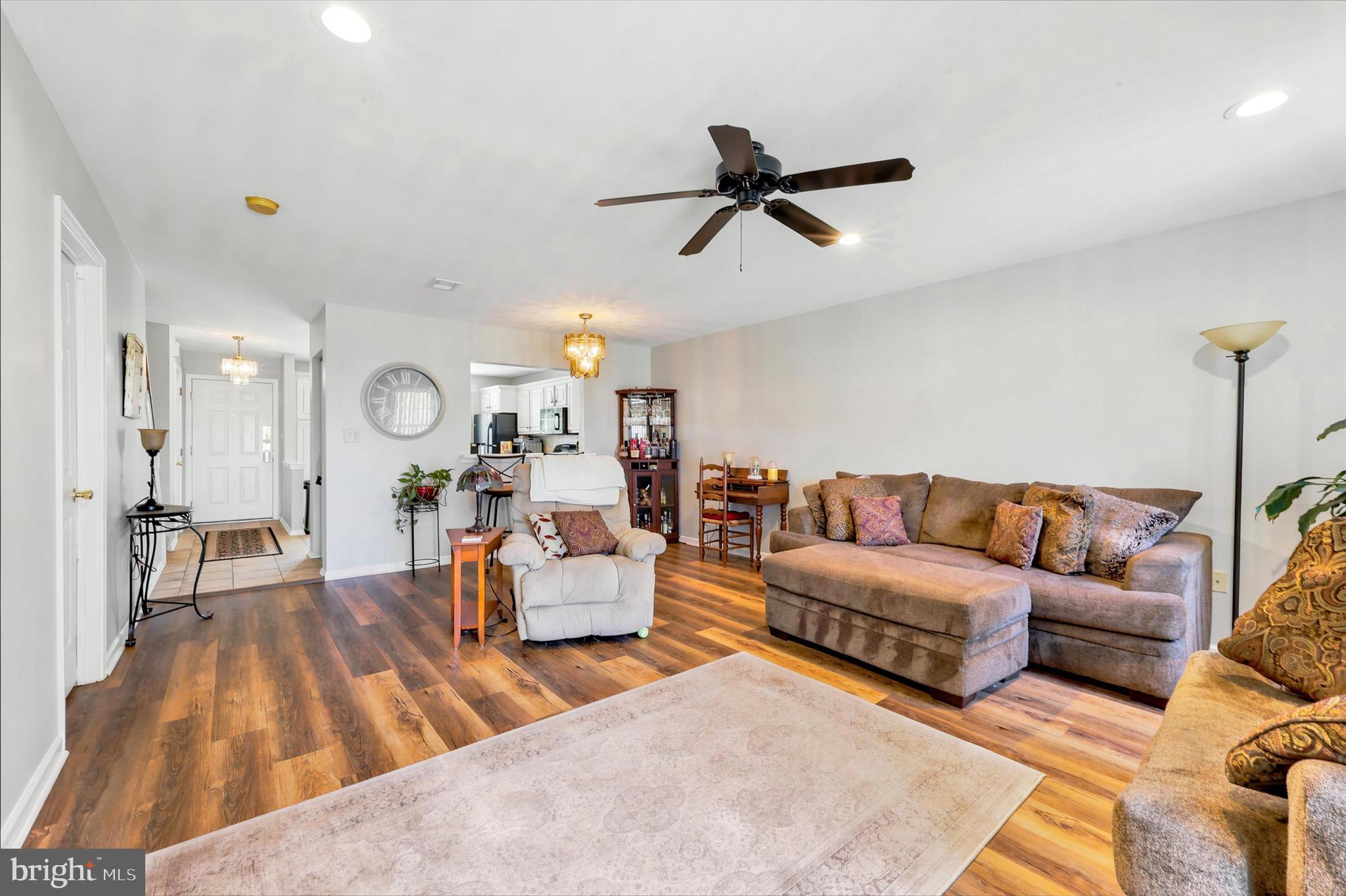 CHERRY TREE KNOLL - Residential
