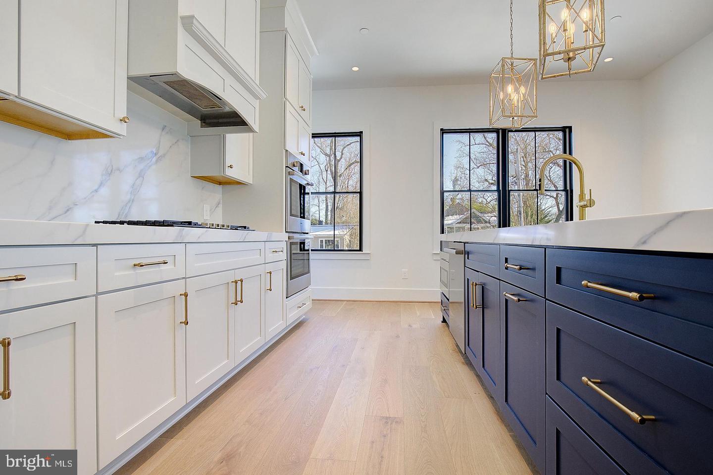 SELBY HEIGHTS - Residential