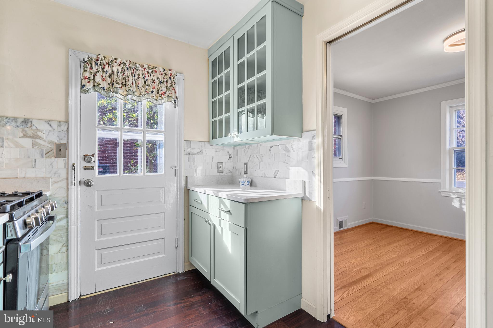 MADISON MANOR - Residential Lease