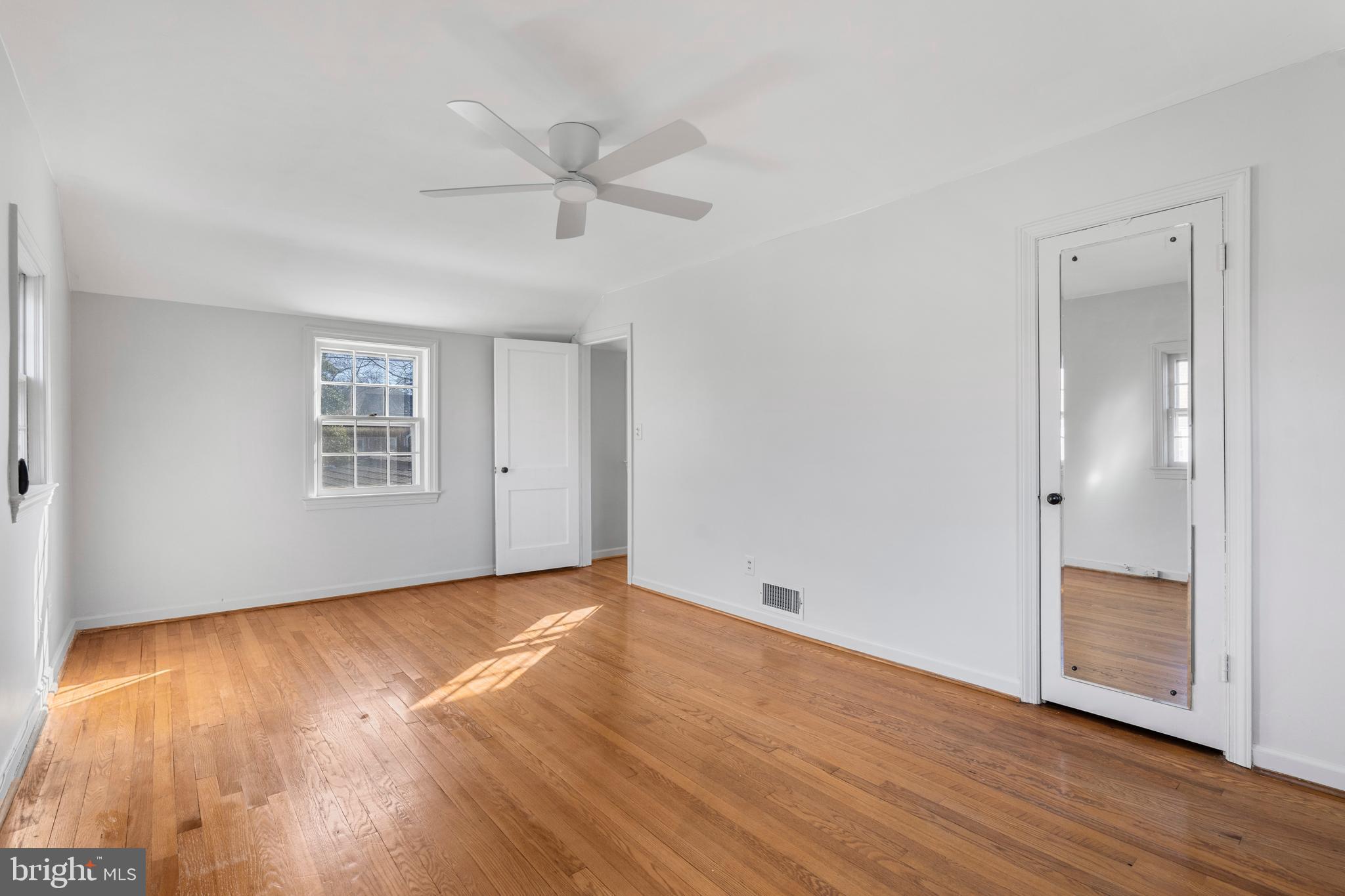 MADISON MANOR - Residential Lease