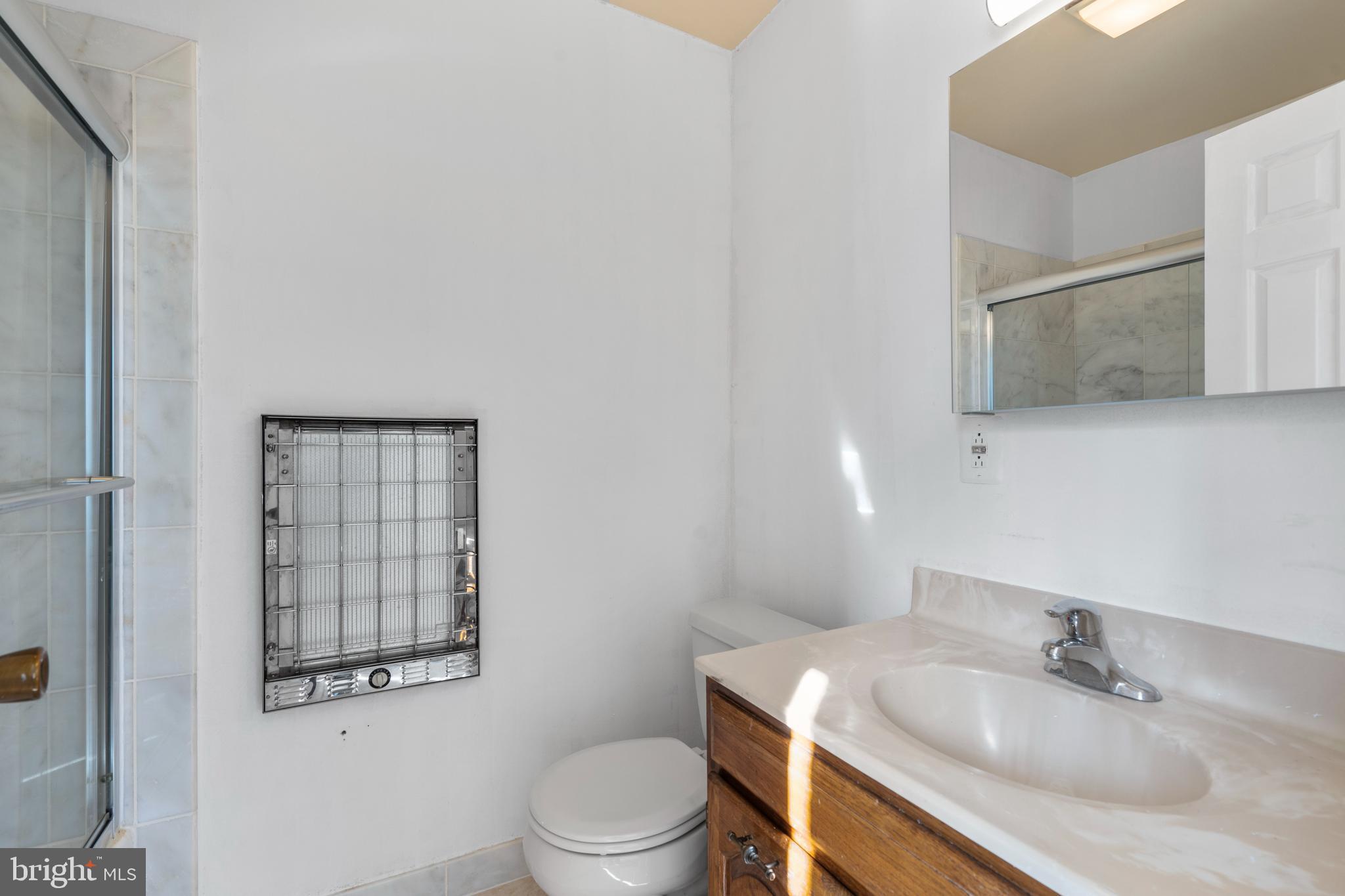 MADISON MANOR - Residential Lease