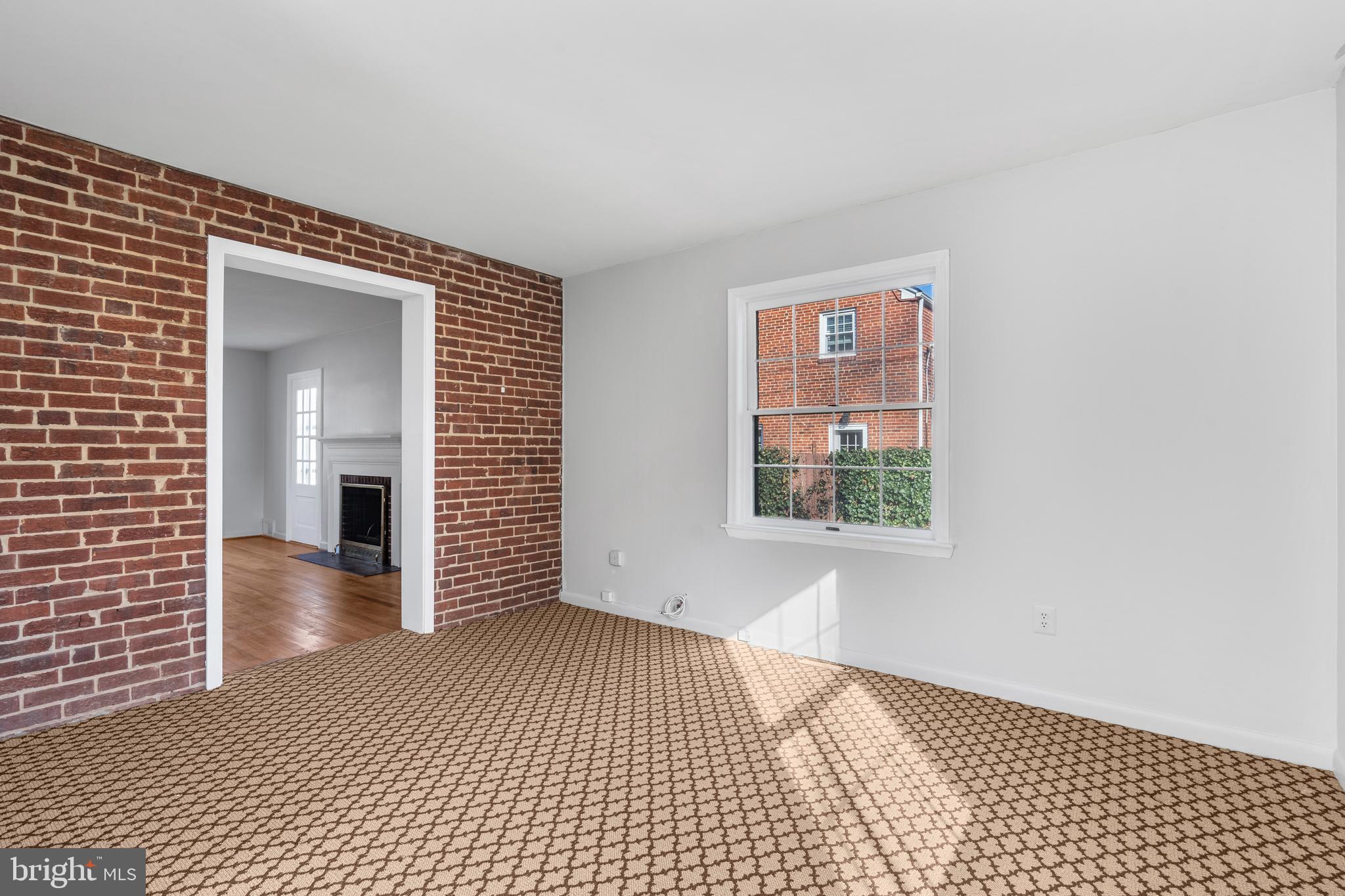 MADISON MANOR - Residential Lease