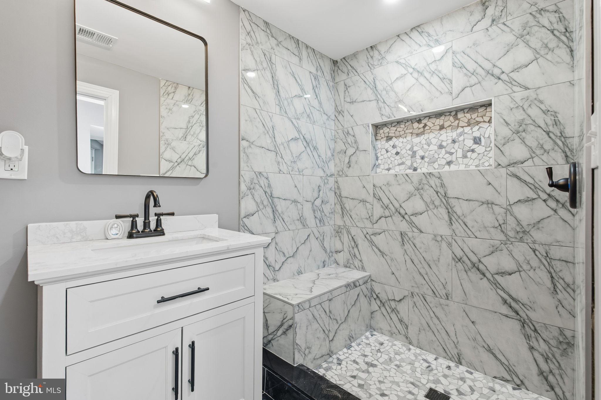 FRANKLIN SQUARE HISTORIC DISTRICT - Residential