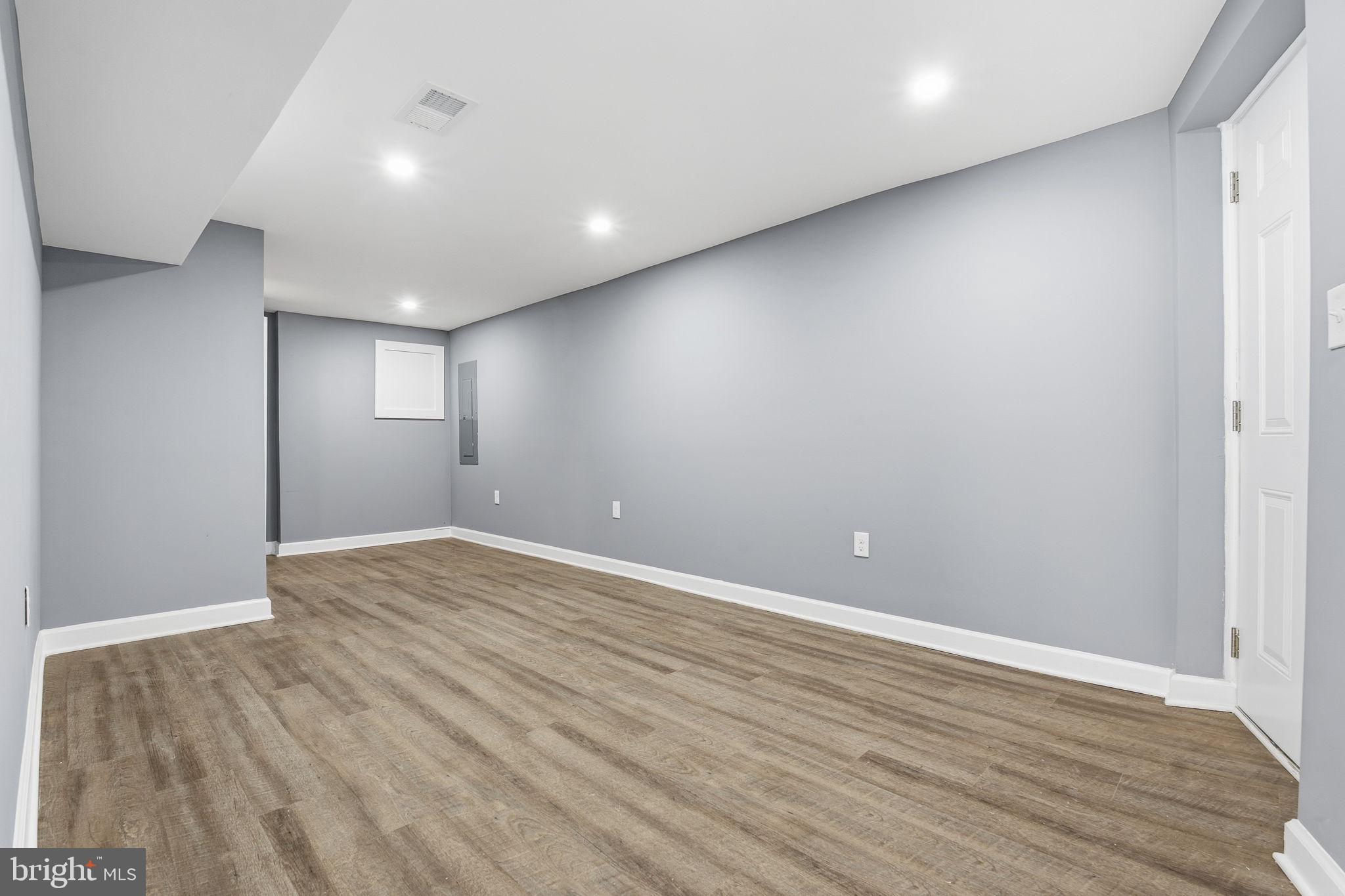 FRANKLIN SQUARE HISTORIC DISTRICT - Residential